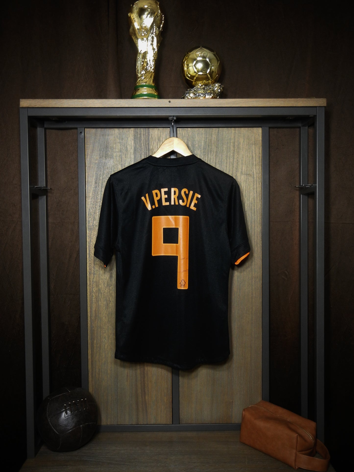 Netherlands 2012/13 Away Jersey – Van Persie #9 – Medium – Black & Orange Nike Shirt – (MPN: 382471-105)