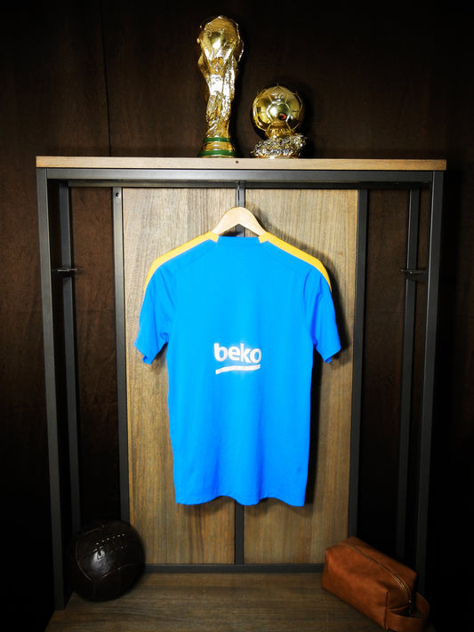 Barcelona 2015/16 Training Jersey – Size M – Sky Blue Nike Shirt (MPN: 686600-436)