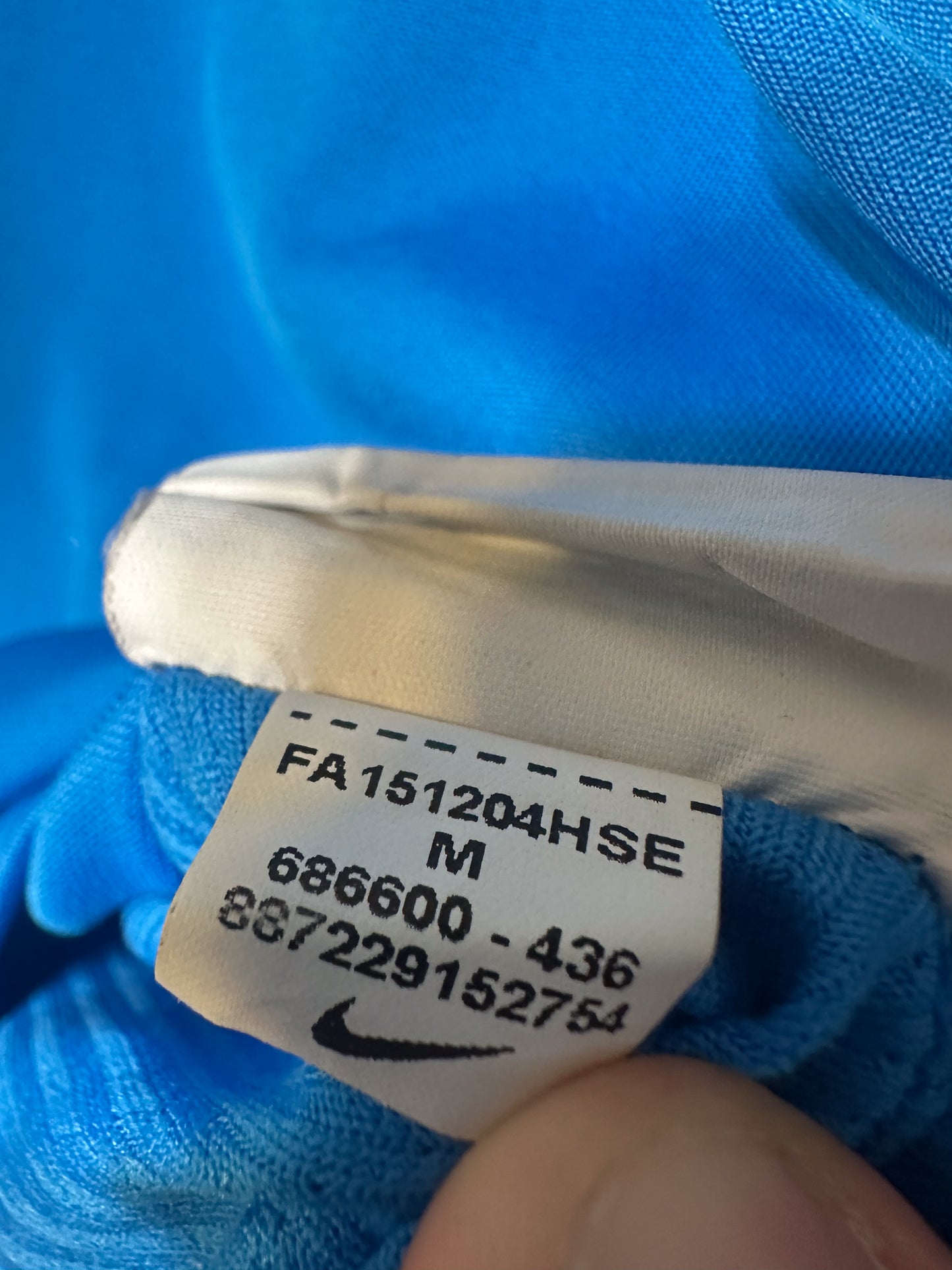 Barcelona 2015/16 Training Jersey – Size M – Sky Blue Nike Shirt (MPN: 686600-436)