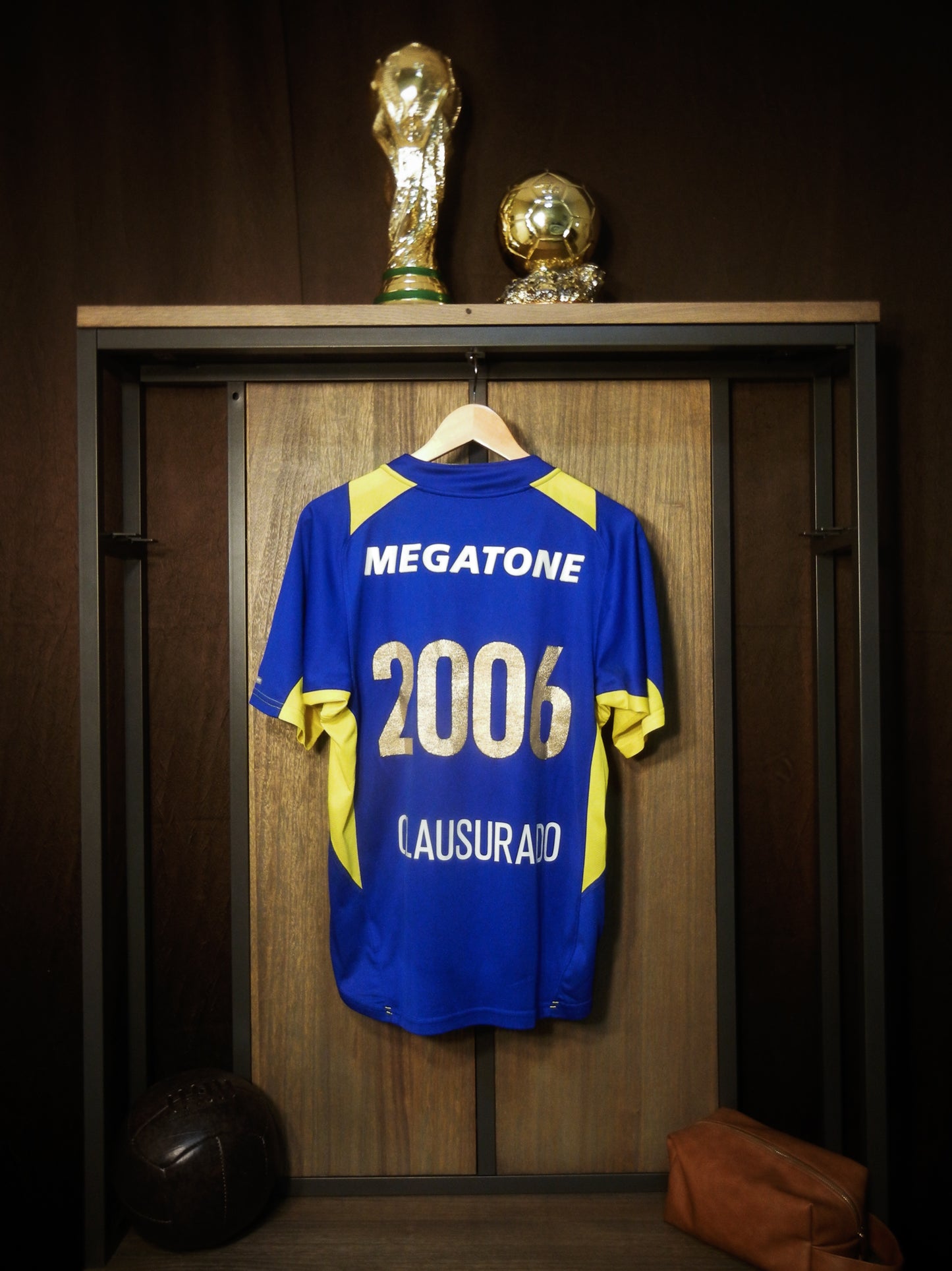 Boca Juniors 2006 Home Jersey (Clausura Special Edition) – Size M – Blue & Yellow Nike Shirt (MPN: 198013)
