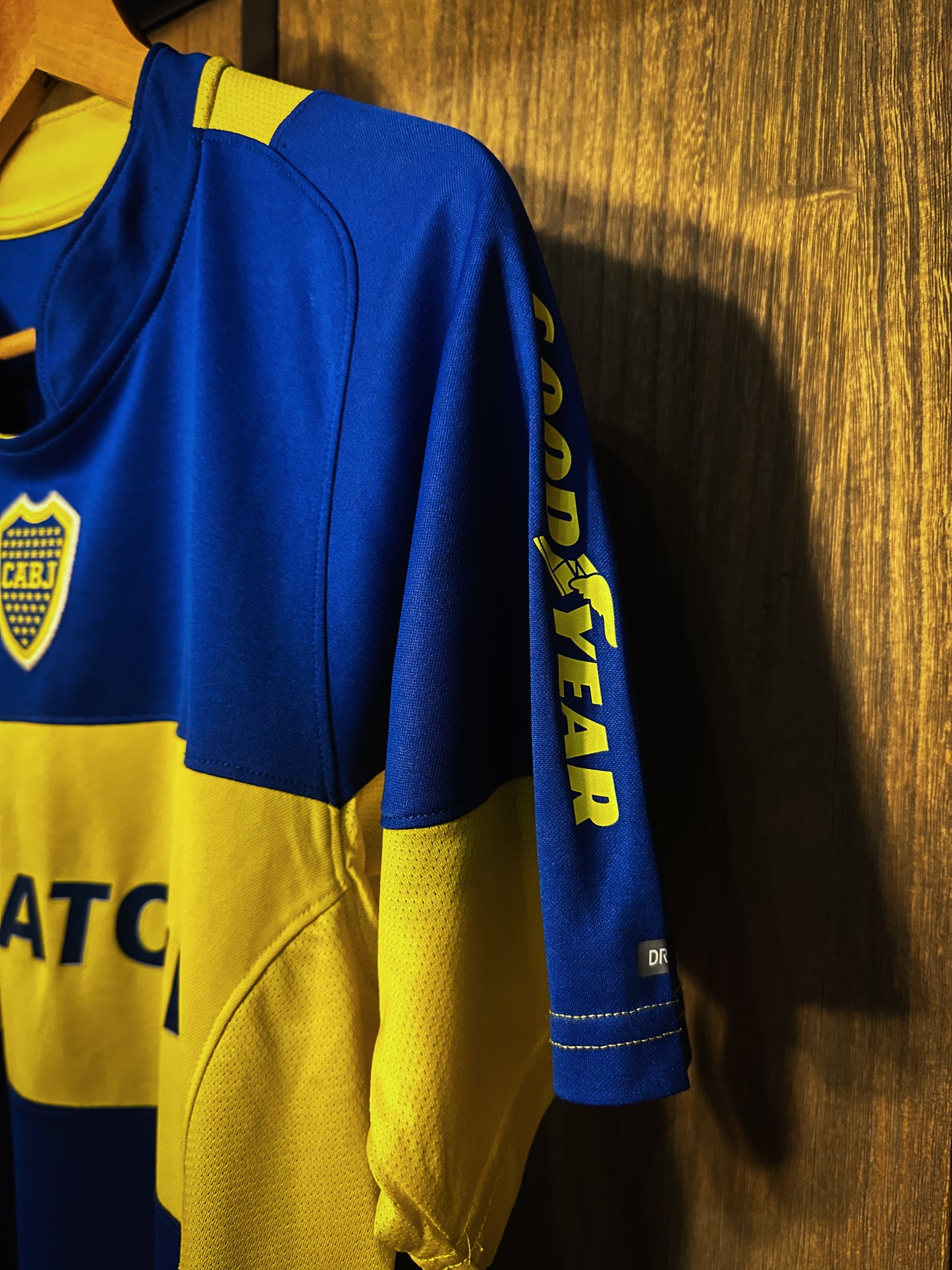 Boca Juniors 2006 Home Jersey (Clausura Special Edition) – Size M – Blue & Yellow Nike Shirt (MPN: 198013)