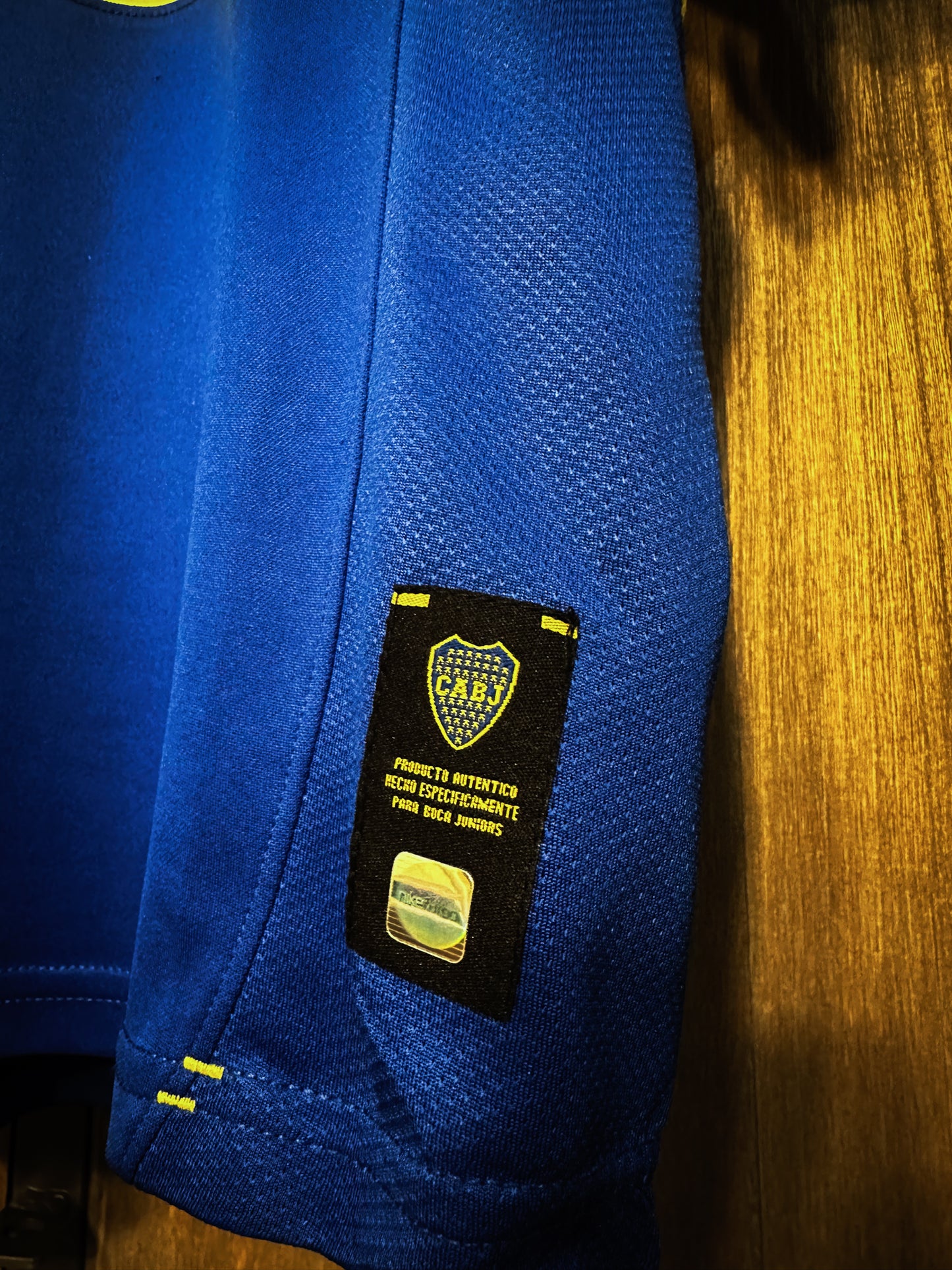 Boca Juniors 2006 Home Jersey (Clausura Special Edition) – Size M – Blue & Yellow Nike Shirt (MPN: 198013)