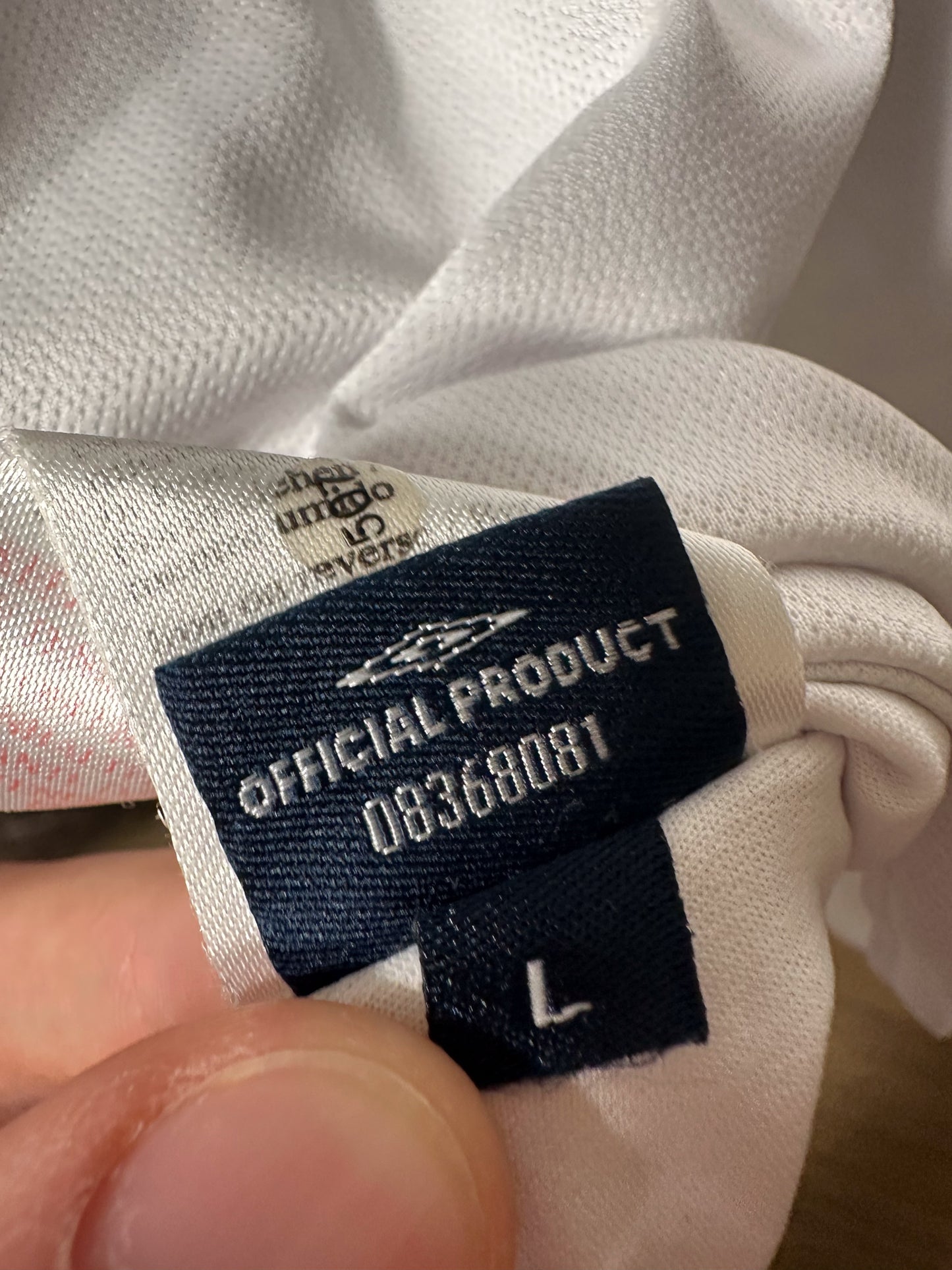 England 2005/07 Home Jersey – David Beckham #7 – Size L – White Umbro Shirt (MPN: 8368081)