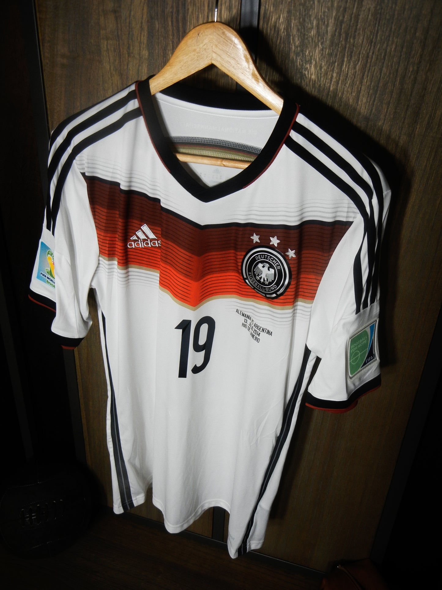 Germany 2014 Home Jersey – Mario Götze #19 – Medium – White, Black & Red Adidas Shirt (MPN: G87445)