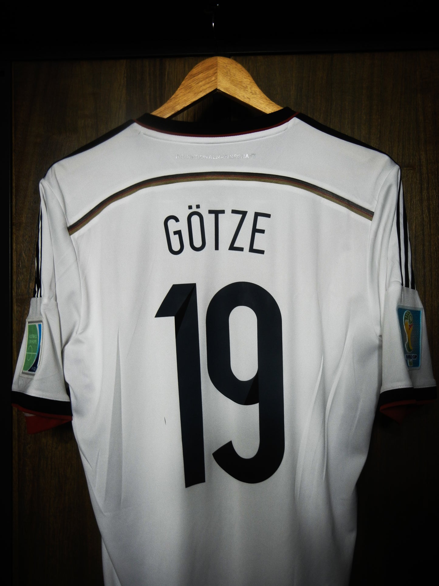 Germany 2014 Home Jersey – Mario Götze #19 – Medium – White, Black & Red Adidas Shirt (MPN: G87445)