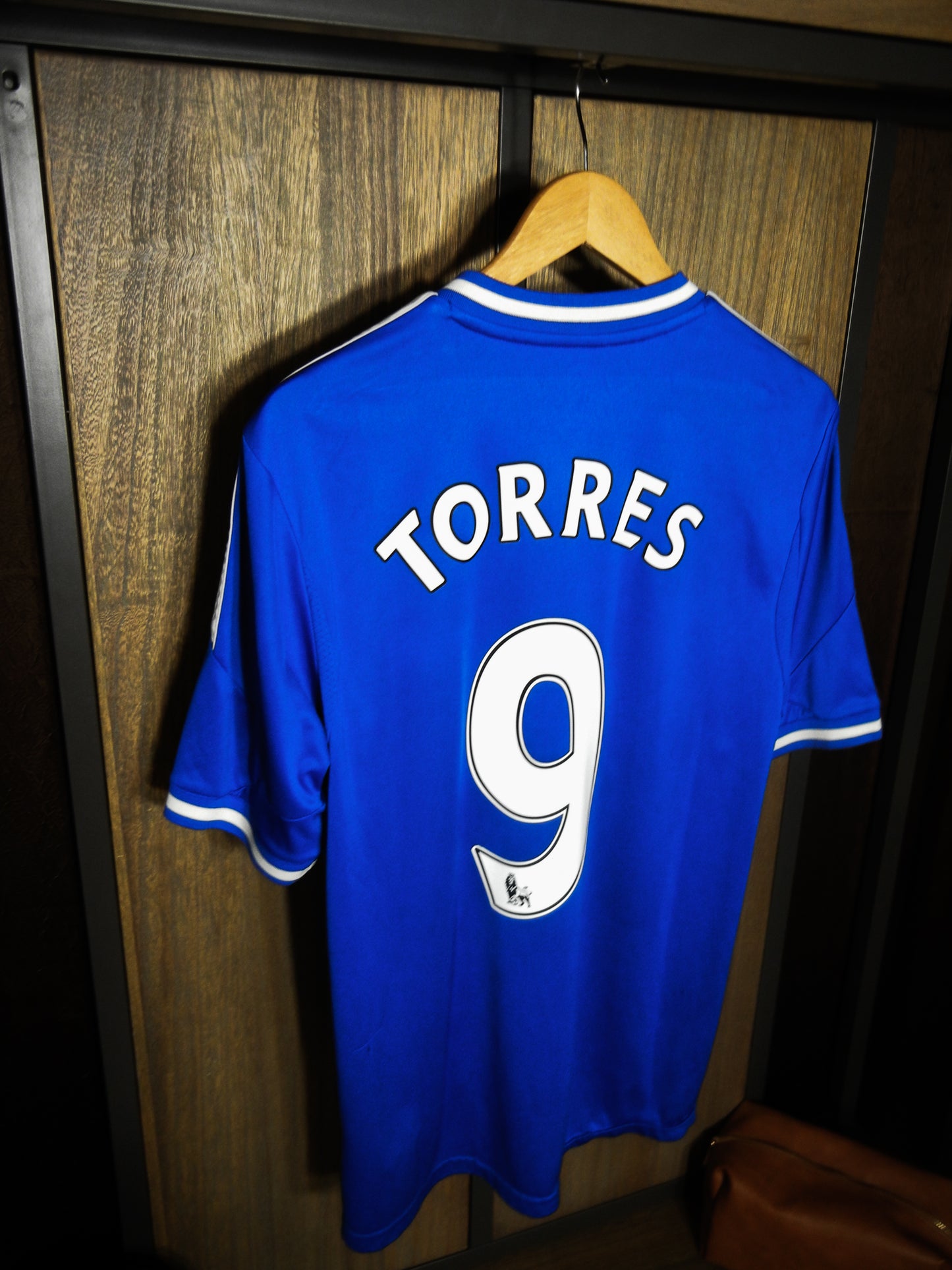 Chelsea 2013/14 Home Jersey – Torres #9 – Large – Blue Adidas Shirt (MPN: Z27633)