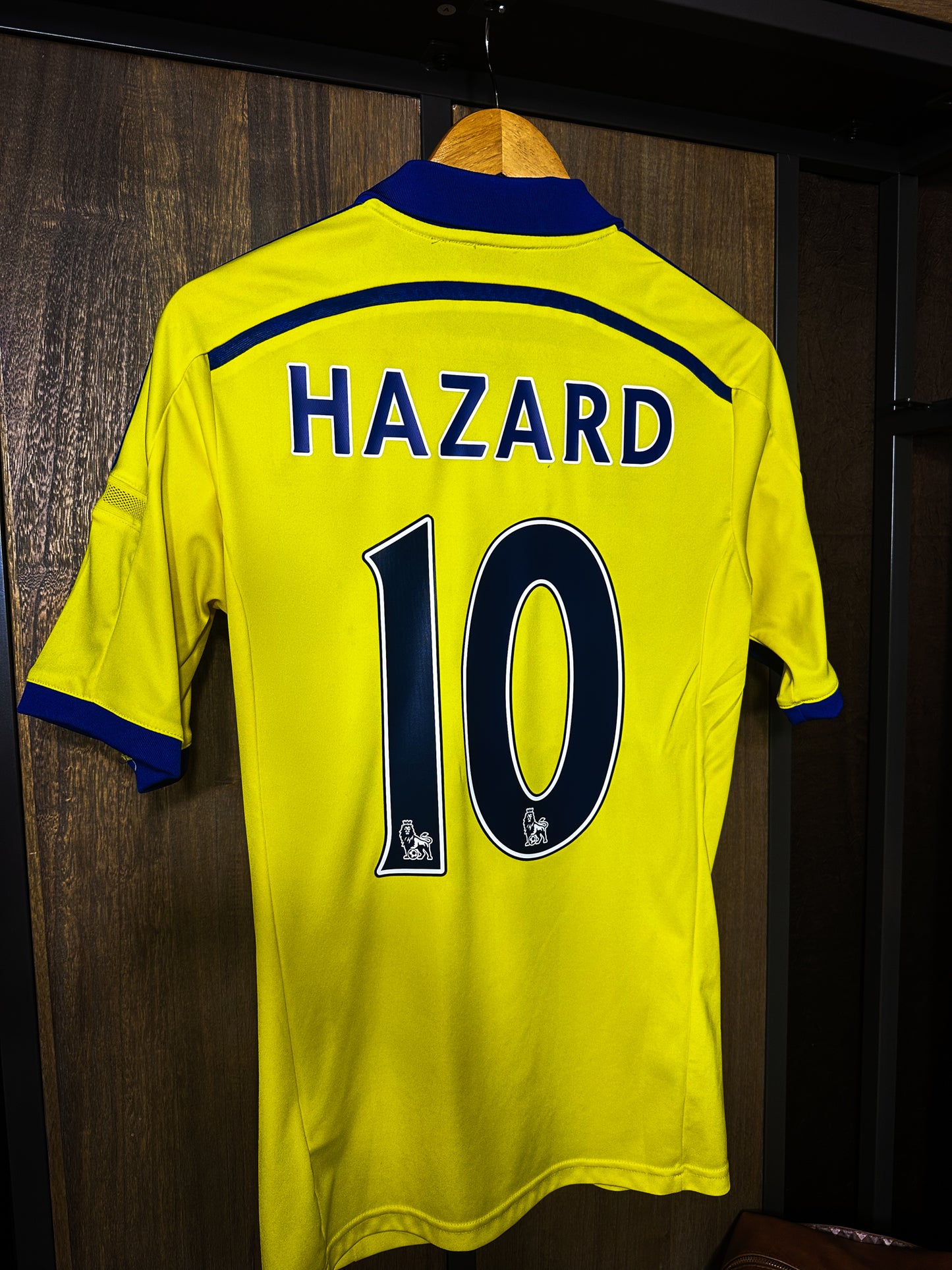 Chelsea 2014/15 Away Jersey – Hazard #10 – Adult Small – Yellow Adidas Shirt (MPN: M37745)