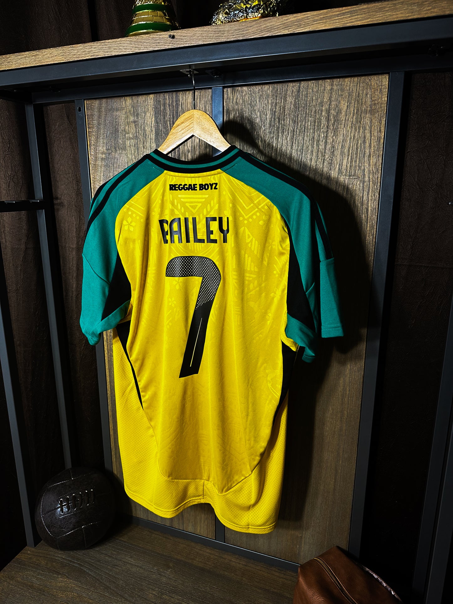 Jamaica 2024 Home Jersey – Bailey #7 – Large – Gold & Black Adidas Shirt (MPN: IT8541)