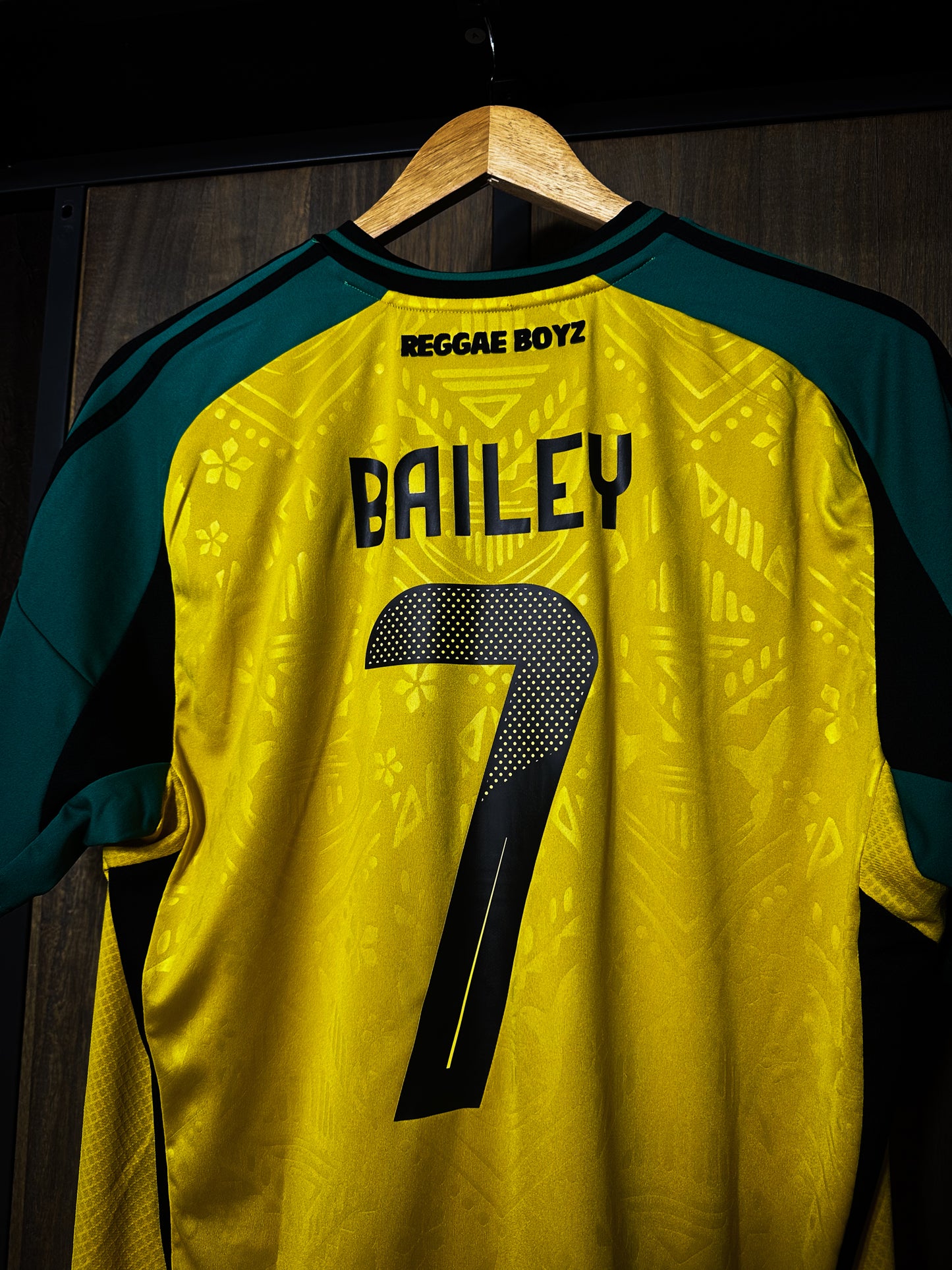 Jamaica 2024 Home Jersey – Bailey #7 – Large – Gold & Black Adidas Shirt (MPN: IT8541)