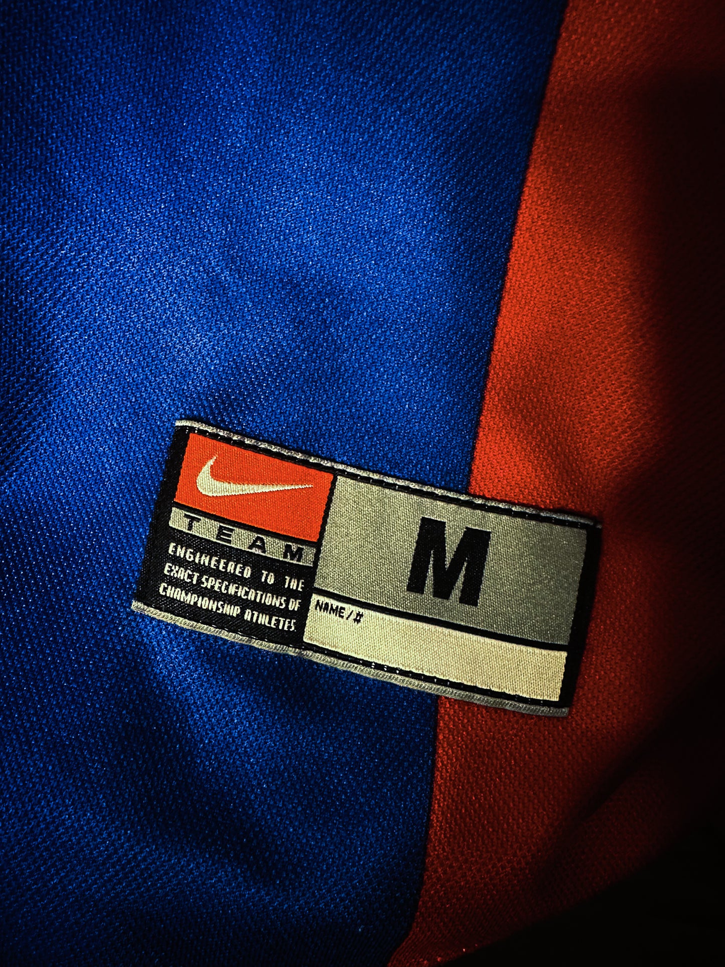 Barcelona 1998/99 Home Jersey – Size M – Red & Blue Nike Shirt (SKU: 802820323)