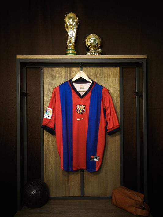 Barcelona 1998/99 Home Jersey – Size M – Red & Blue Nike Shirt (SKU: 802820323)