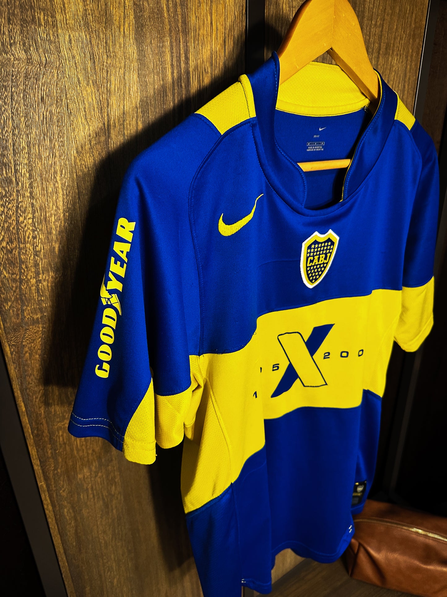 Boca Juniors 2005 Home Jersey – Size M – Blue & Yellow Nike Shirt – 100 year anniversary  - MPN( IM# 126539)