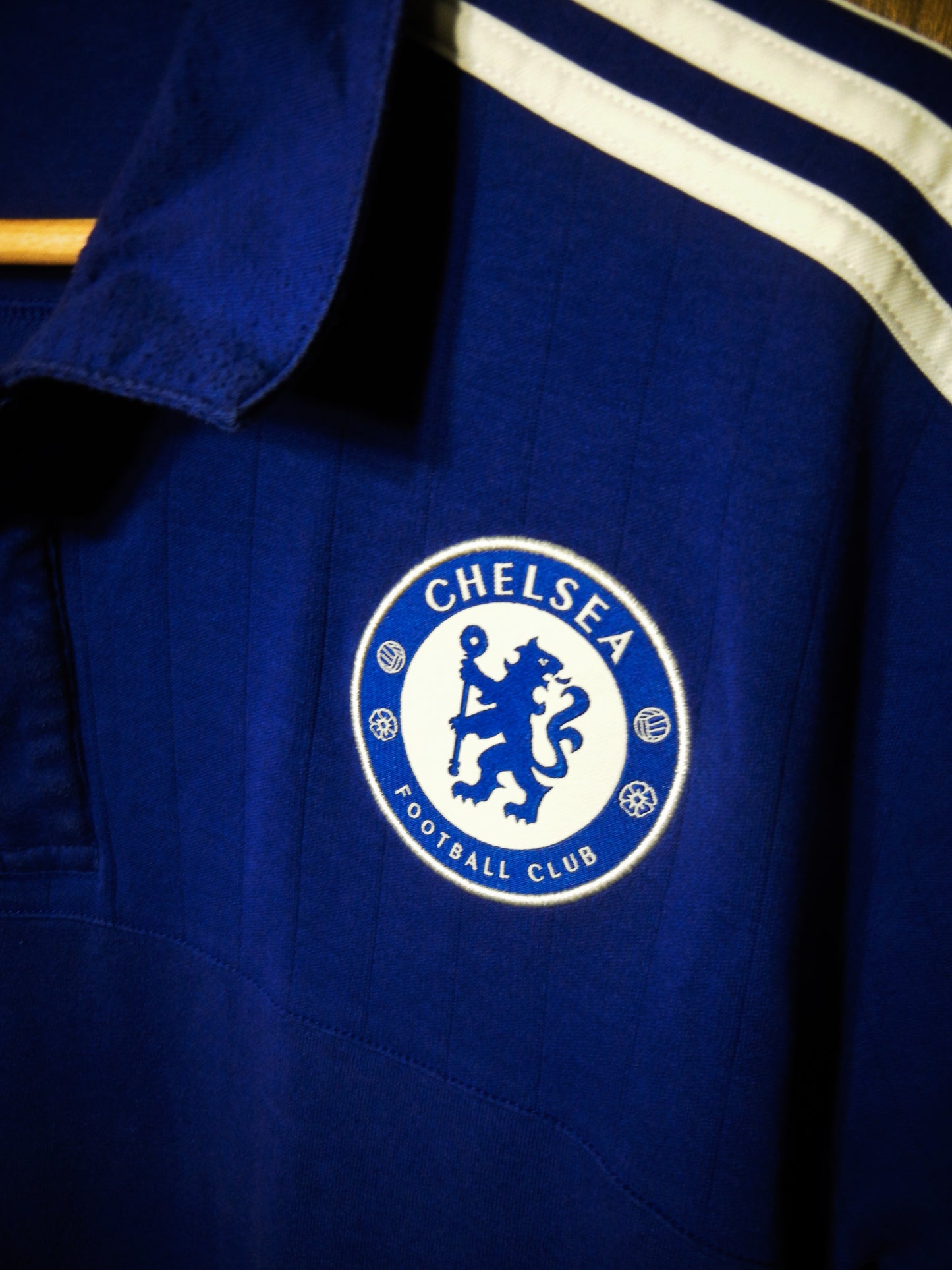 Chelsea 2015/16 adidas Polo Shirt – Size XL – Blue Training Casualwear (MPN: S12058)