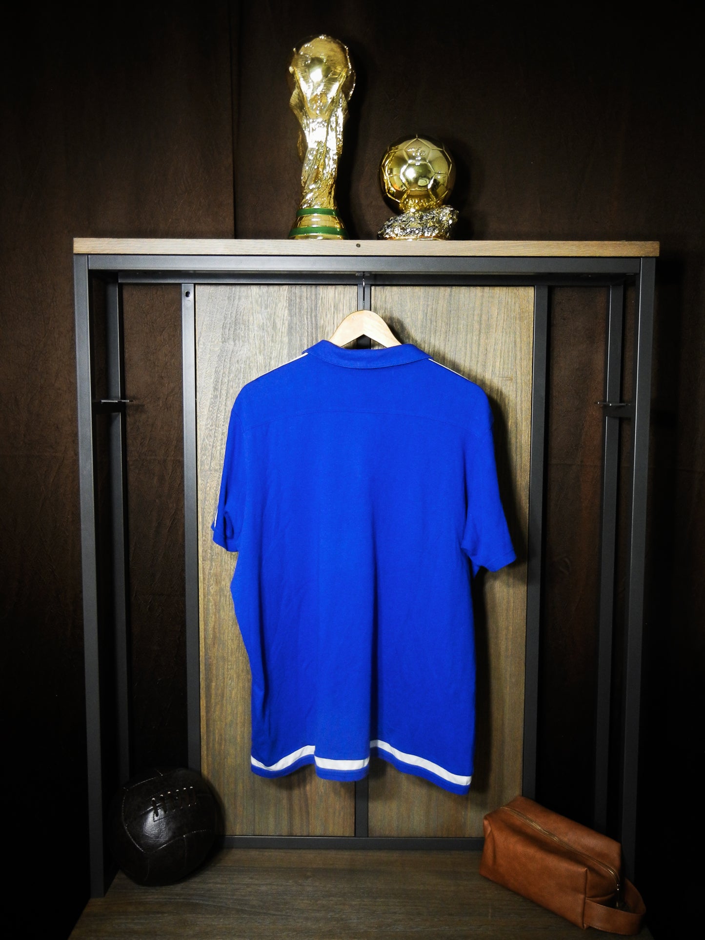 Chelsea 2015/16 adidas Polo Shirt – Size XL – Blue Training Casualwear (MPN: S12058)