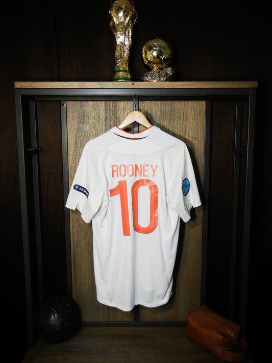 England 2012/13 Home Jersey – Rooney #10 – Size L – White Umbro Shirt (MPN: 10212893)