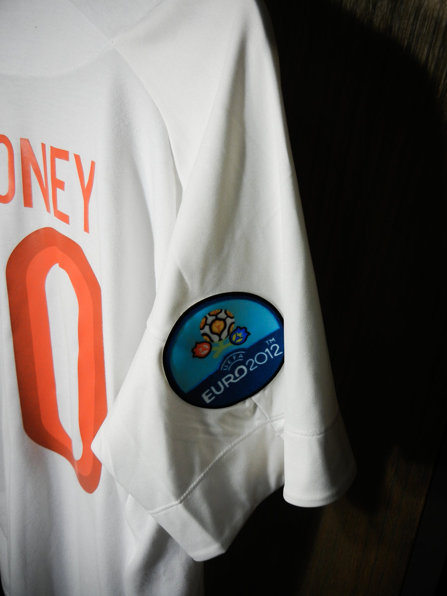 England 2012/13 Home Jersey – Rooney #10 – Size L – White Umbro Shirt (MPN: 10212893)