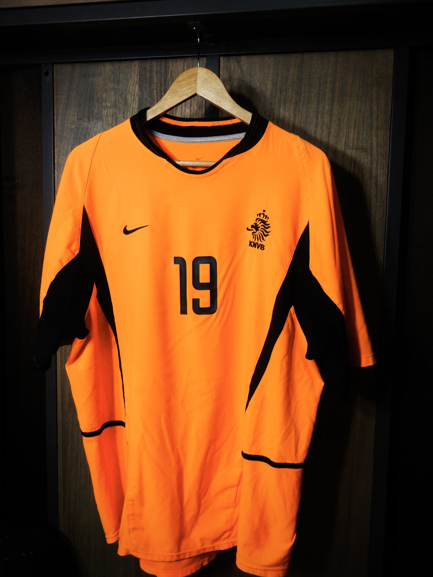 Netherlands 2002/2004 Home Jersey – Robben #19 – Size XL – Orange Nike Shirt – (MPN: 182359)