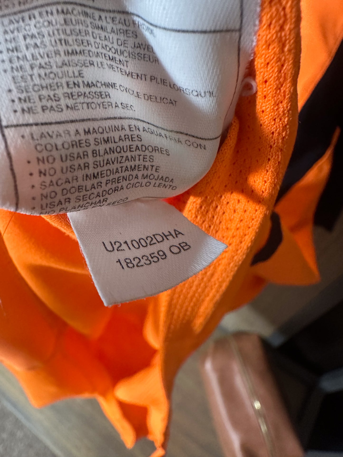 Netherlands 2002/2004 Home Jersey – Robben #19 – Size XL – Orange Nike Shirt – (MPN: 182359)