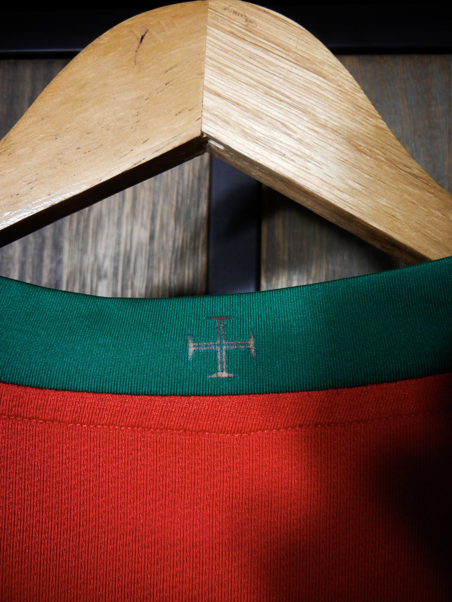 Portugal 2008/2010 Home Jersey – Cristiano Ronaldo #7 – Large – Red Nike Shirt (MPN: 265759-611)