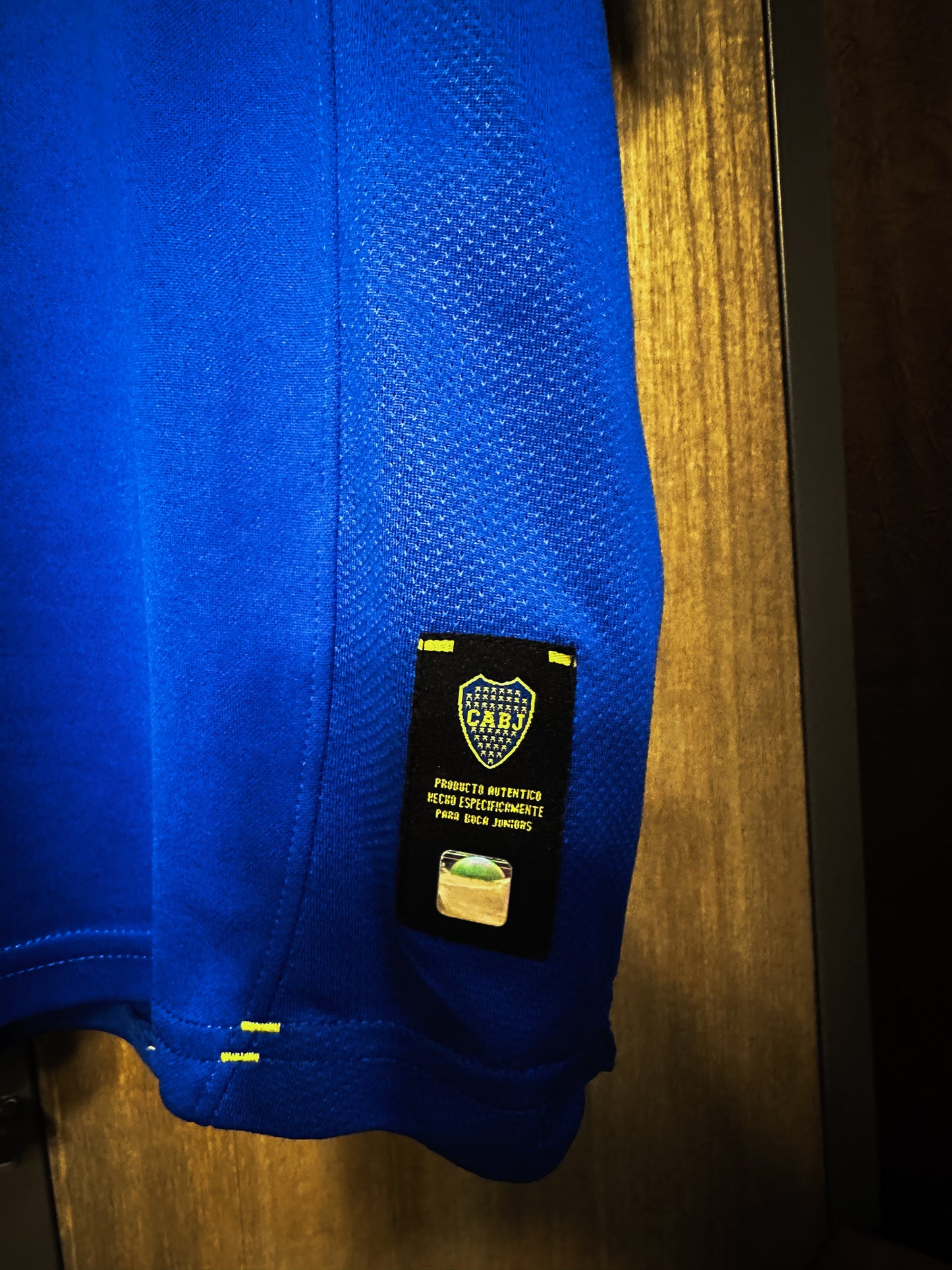 Boca Juniors 2006 Home Jersey (Clausura Special Edition) – Size M – Blue & Yellow Nike Shirt (MPN: 198013)