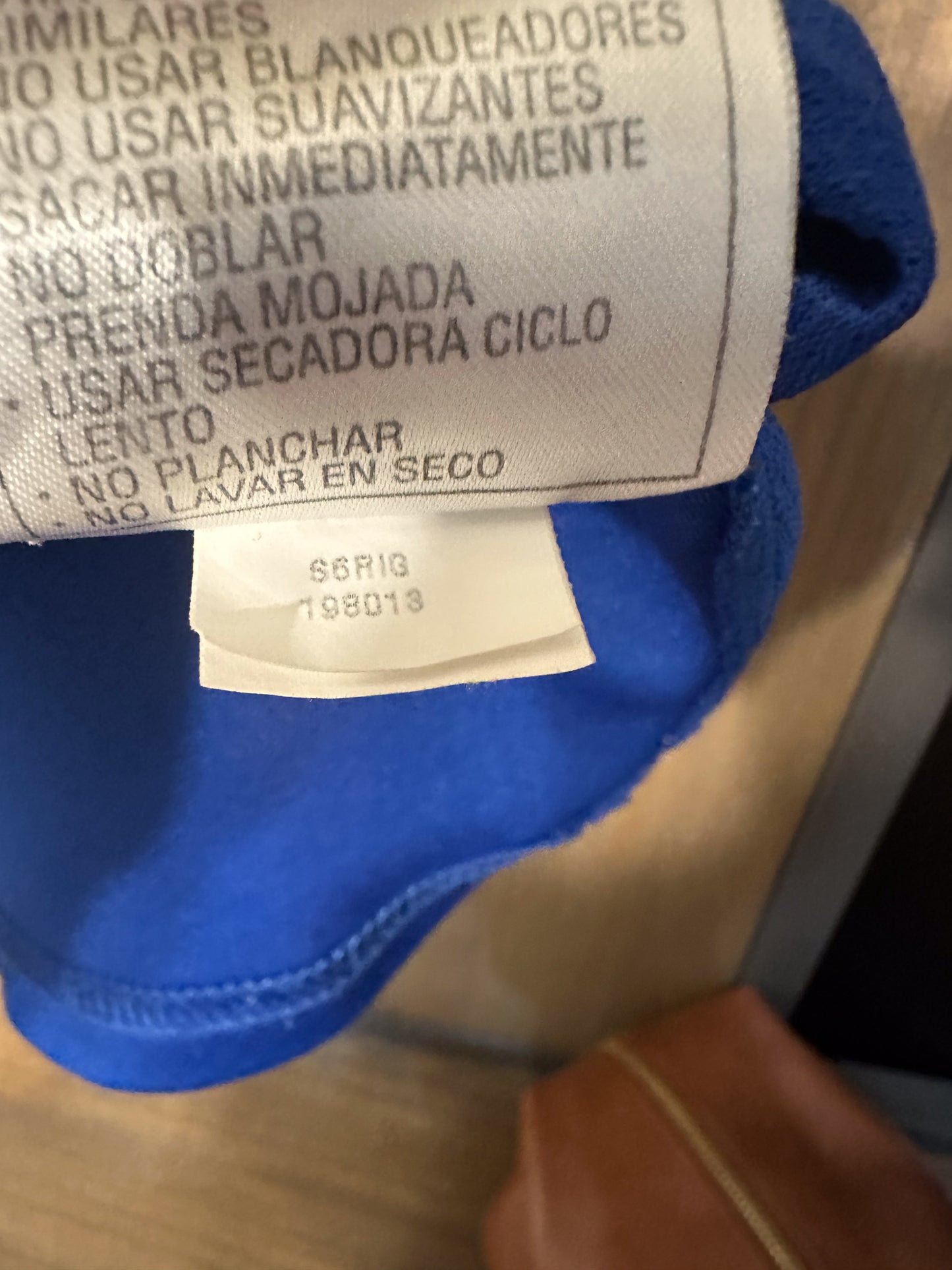 Boca Juniors 2006 Home Jersey (Clausura Special Edition) – Size M – Blue & Yellow Nike Shirt (MPN: 198013)