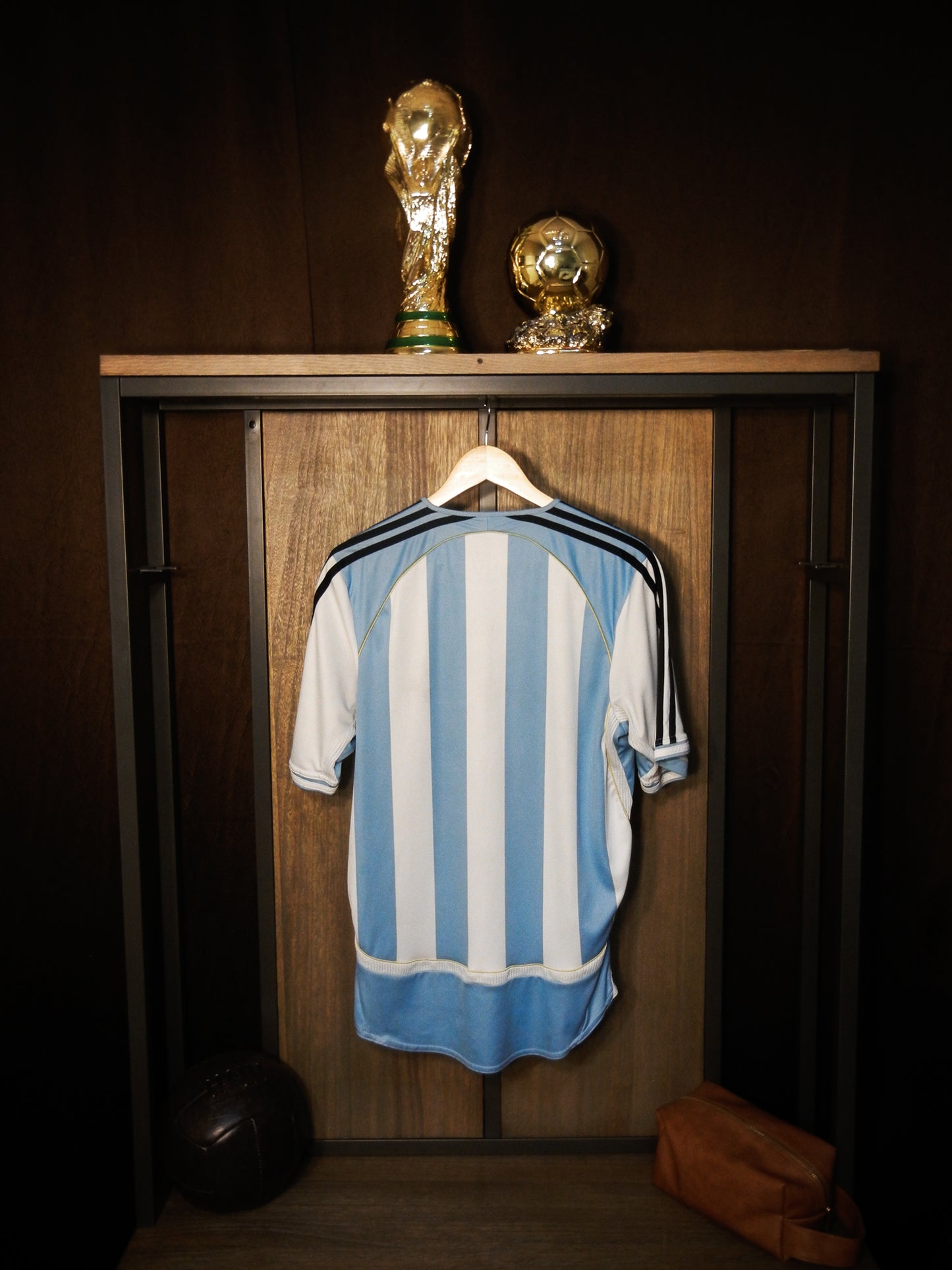 Argentina 2006 Home Jersey – Size M – Blue & White Adidas Shirt (MPN: N/A)