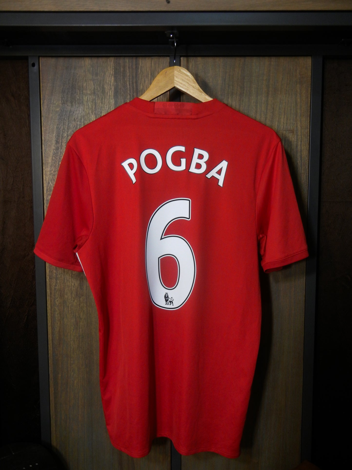 Manchester United 2016/17 Home Jersey – Paul Pogba #6 – Medium – Red Adidas Shirt (MPN: AI6720)