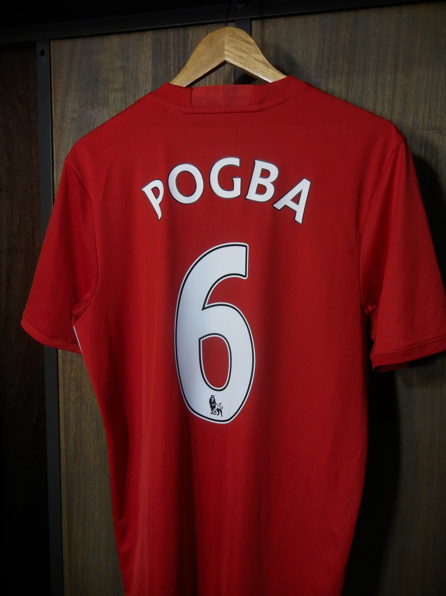 Manchester United 2016/17 Home Jersey – Paul Pogba #6 – Medium – Red Adidas Shirt (MPN: AI6720)
