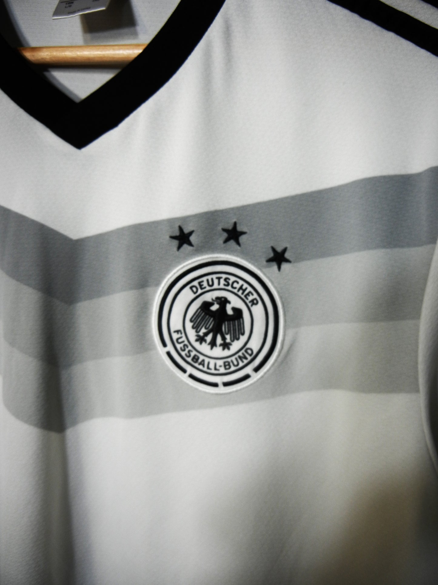 Germany 2014/15 White Training Top – Size L – Adidas Shirt – (MPN: G75077)