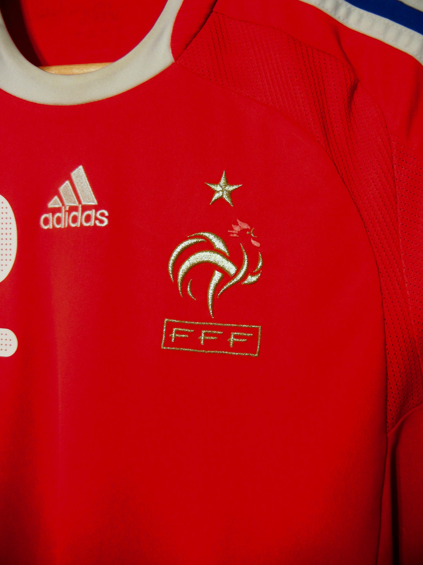 France 2007/08 Away Jersey – Thierry Henry #12 – Size M – Red Adidas Shirt – (MPN: 618916)