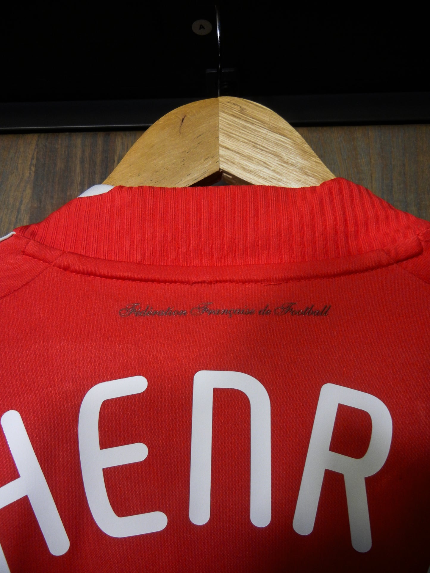 France 2007/08 Away Jersey – Thierry Henry #12 – Size M – Red Adidas Shirt – (MPN: 618916)