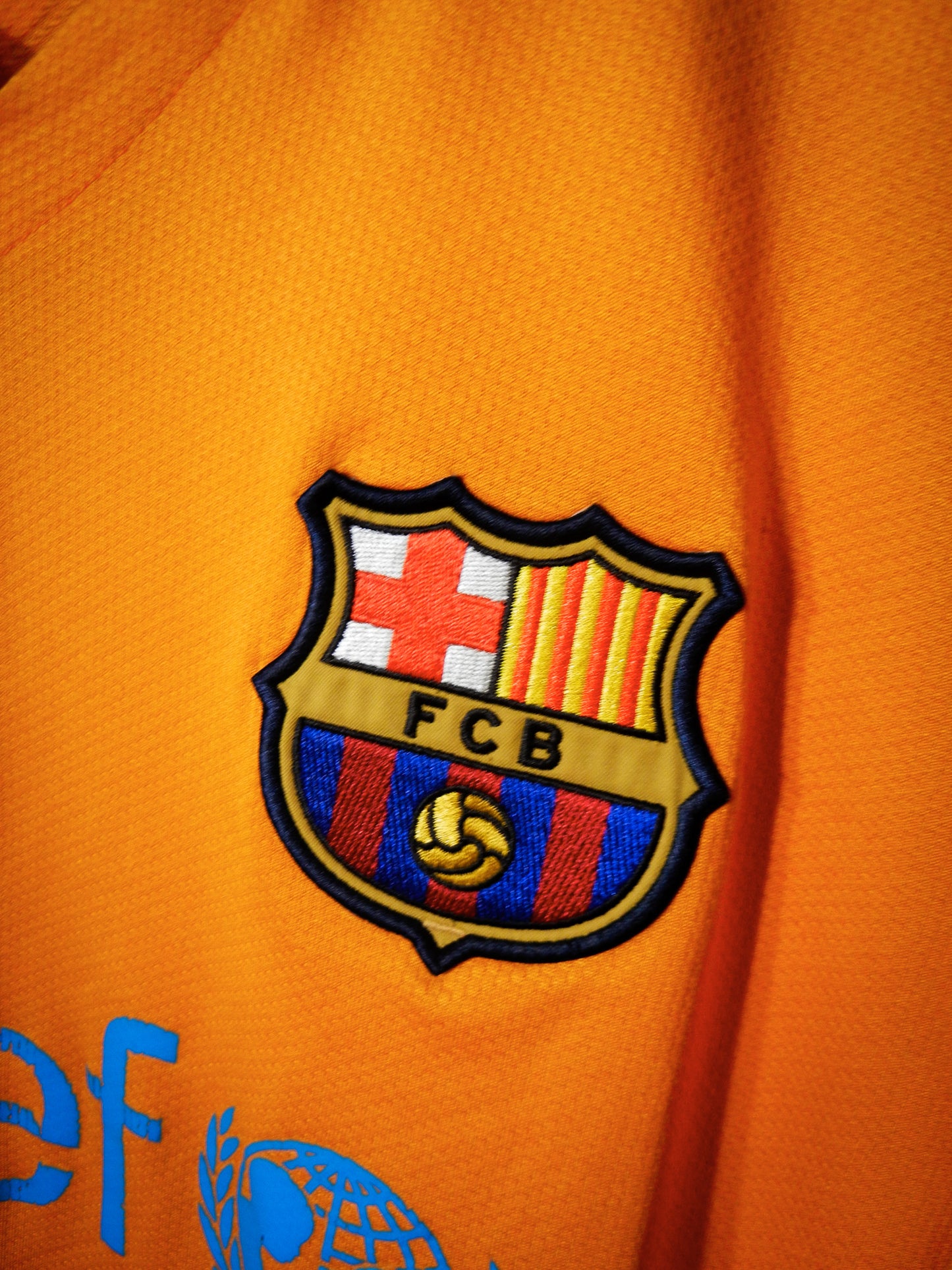 Barcelona 2006/2008 Away Jersey – Lionel Messi #19 – Size L – Orange Nike Shirt (MPN: 146982-819)
