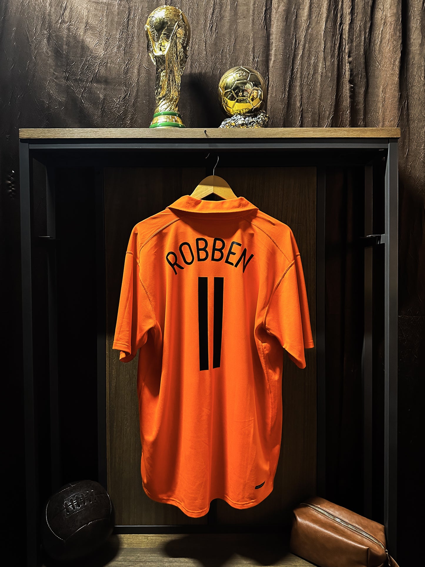 Netherlands 2006–2008 Home Jersey – Arjen Robben #11 – XL – Nike Orange Shirt (MPN: U6DHA 119324)