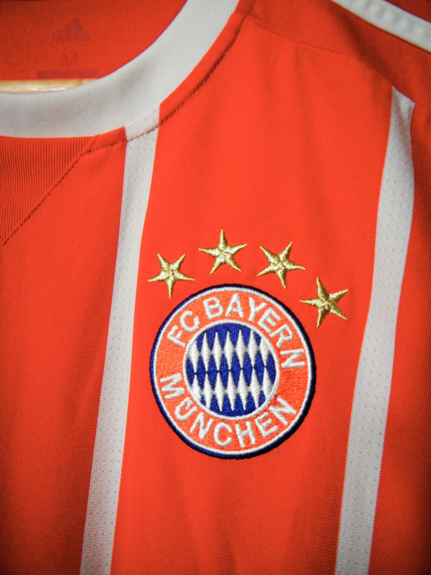 Bayern Munich 2017/18 Home Jersey – Lewandowski #9 – Medium – Red Adidas Shirt (MPN: AZ7961)