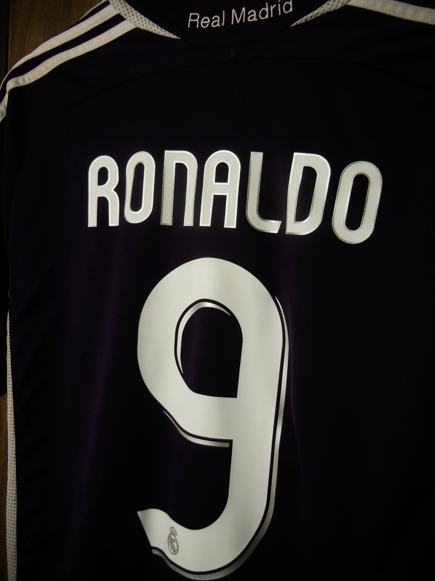 Real Madrid 2006/07 Third Jersey – Ronaldo #9 – Medium – Purple Adidas Shirt (MPN:055226)