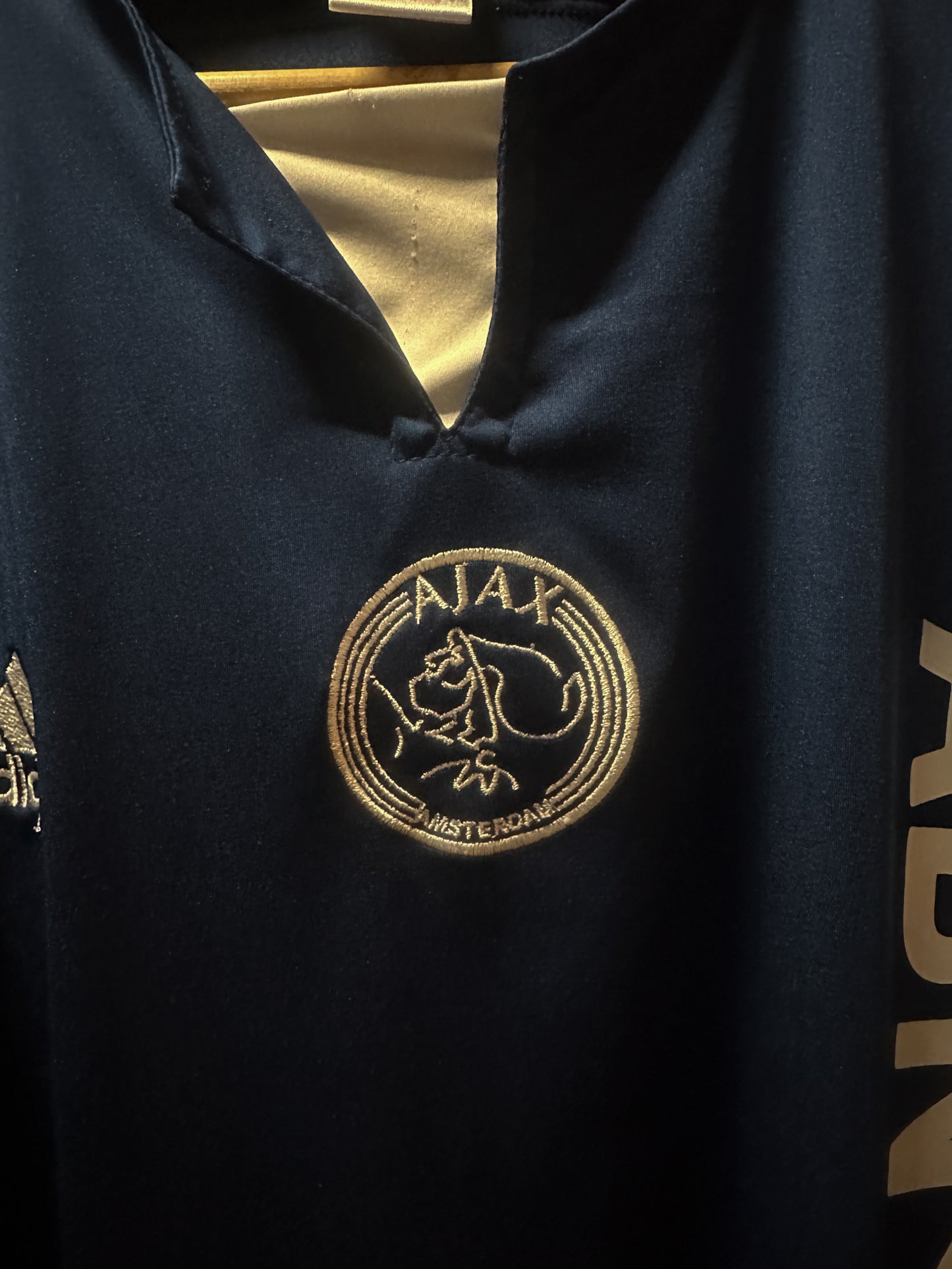 Ajax 2003/04 Away Jersey – Zlatan Ibrahimović #9 – XL – Navy Blue Adidas Shirt (MPN: N/A)