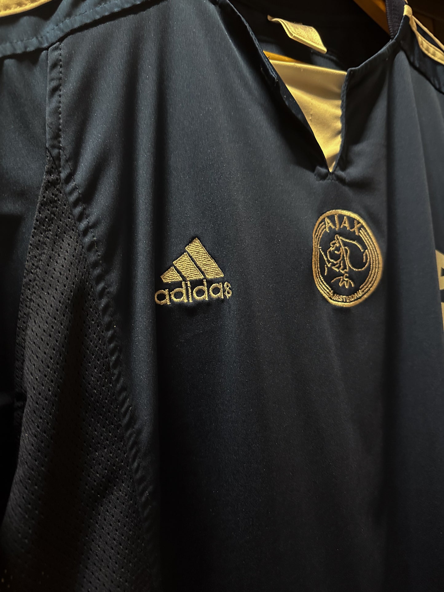 Ajax 2003/04 Away Jersey – Zlatan Ibrahimović #9 – XL – Navy Blue Adidas Shirt (MPN: N/A)