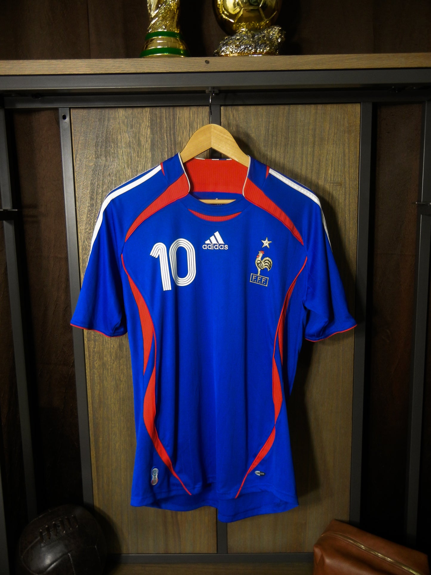 France 2006/2007 Home Jersey – Zinedine Zidane #10 – Size M – Blue Adidas Shirt (MPN: 740126)