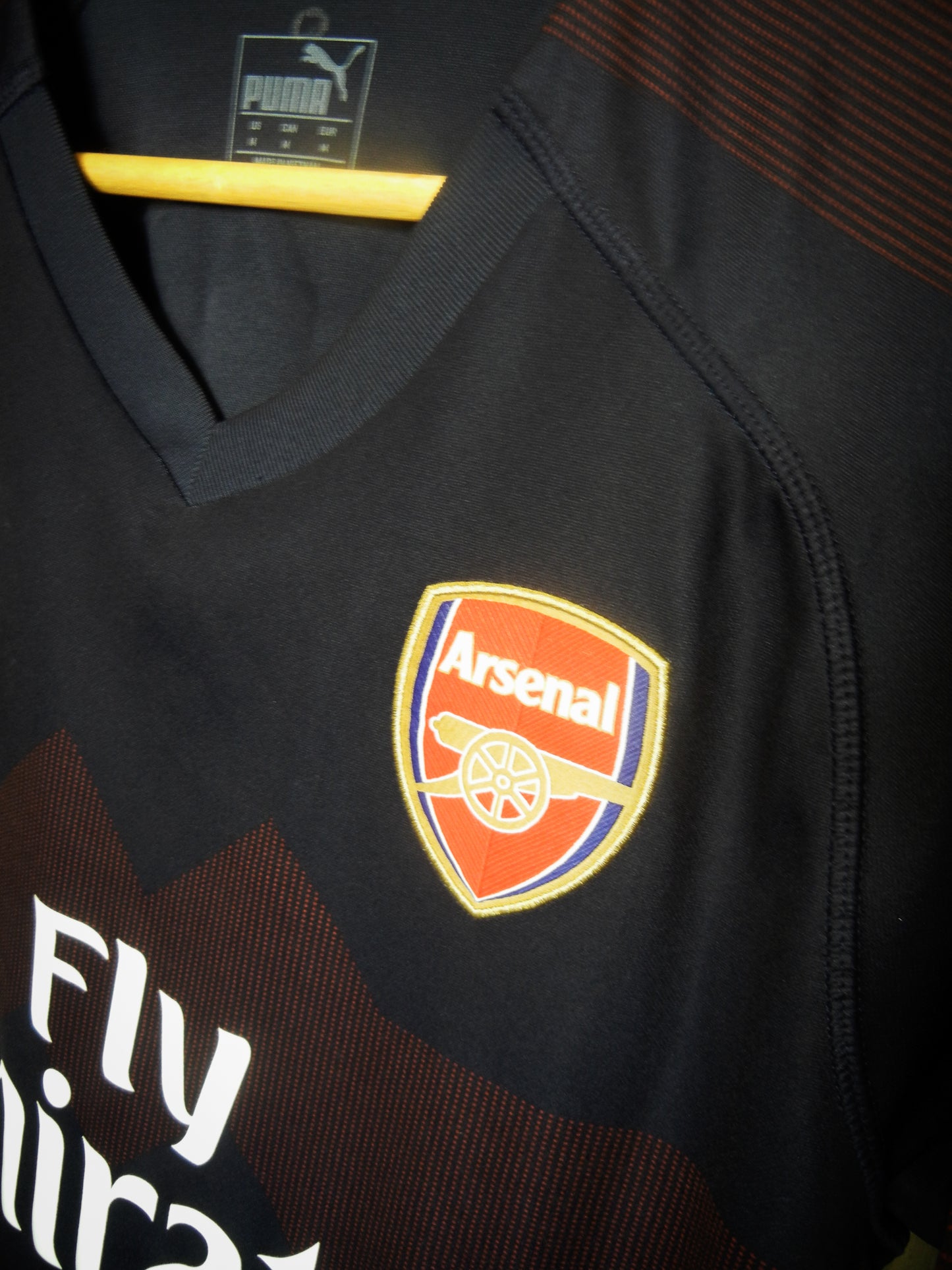 Arsenal 2018/2019 Away Jersey – Lacazette #9 – Medium – Navy & Volt Puma Shirt (MPN: 753213-13)