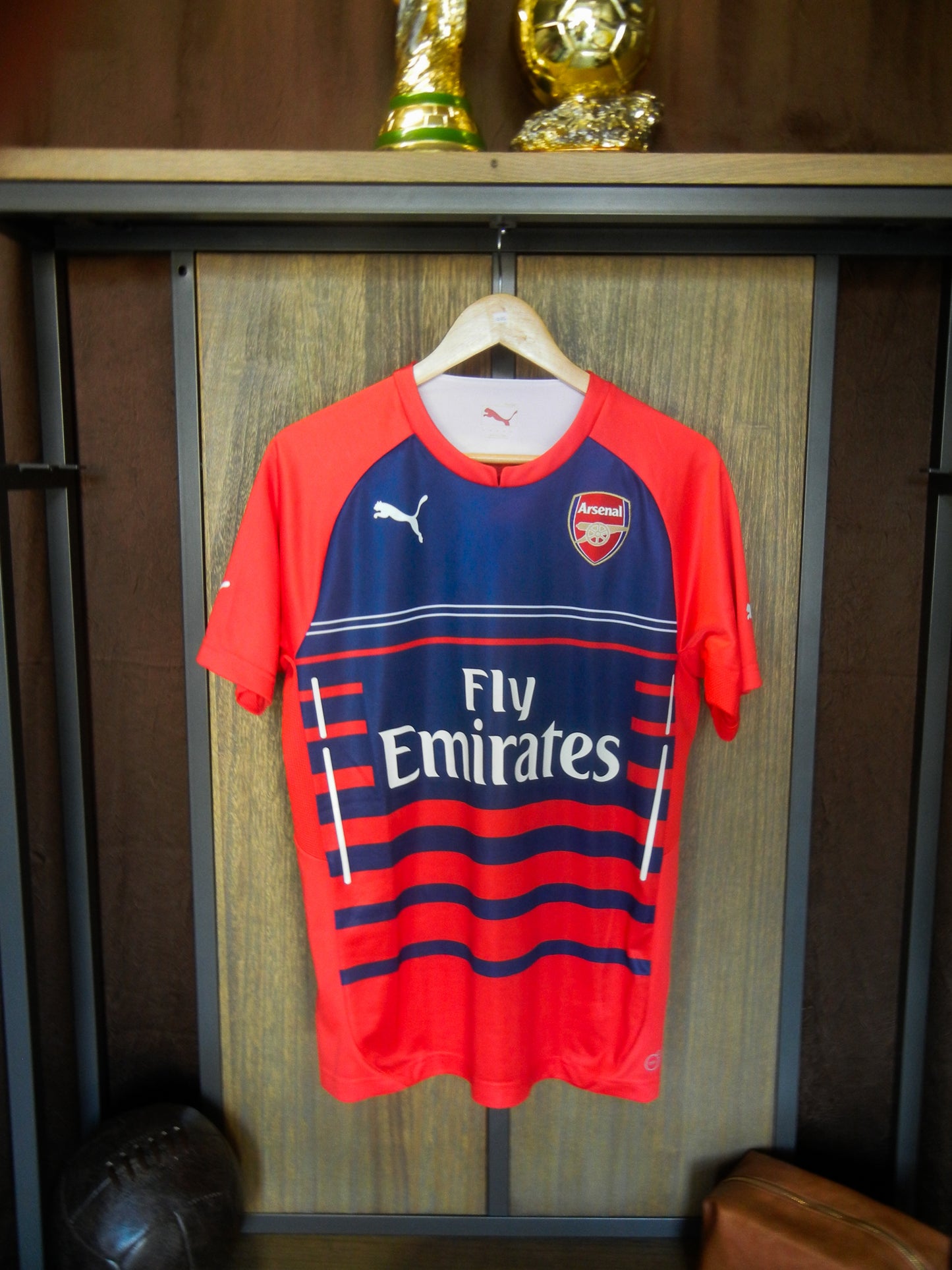 Arsenal 2014/2015 Training Top – Size M – Puma Shirt (MPN: 746371)