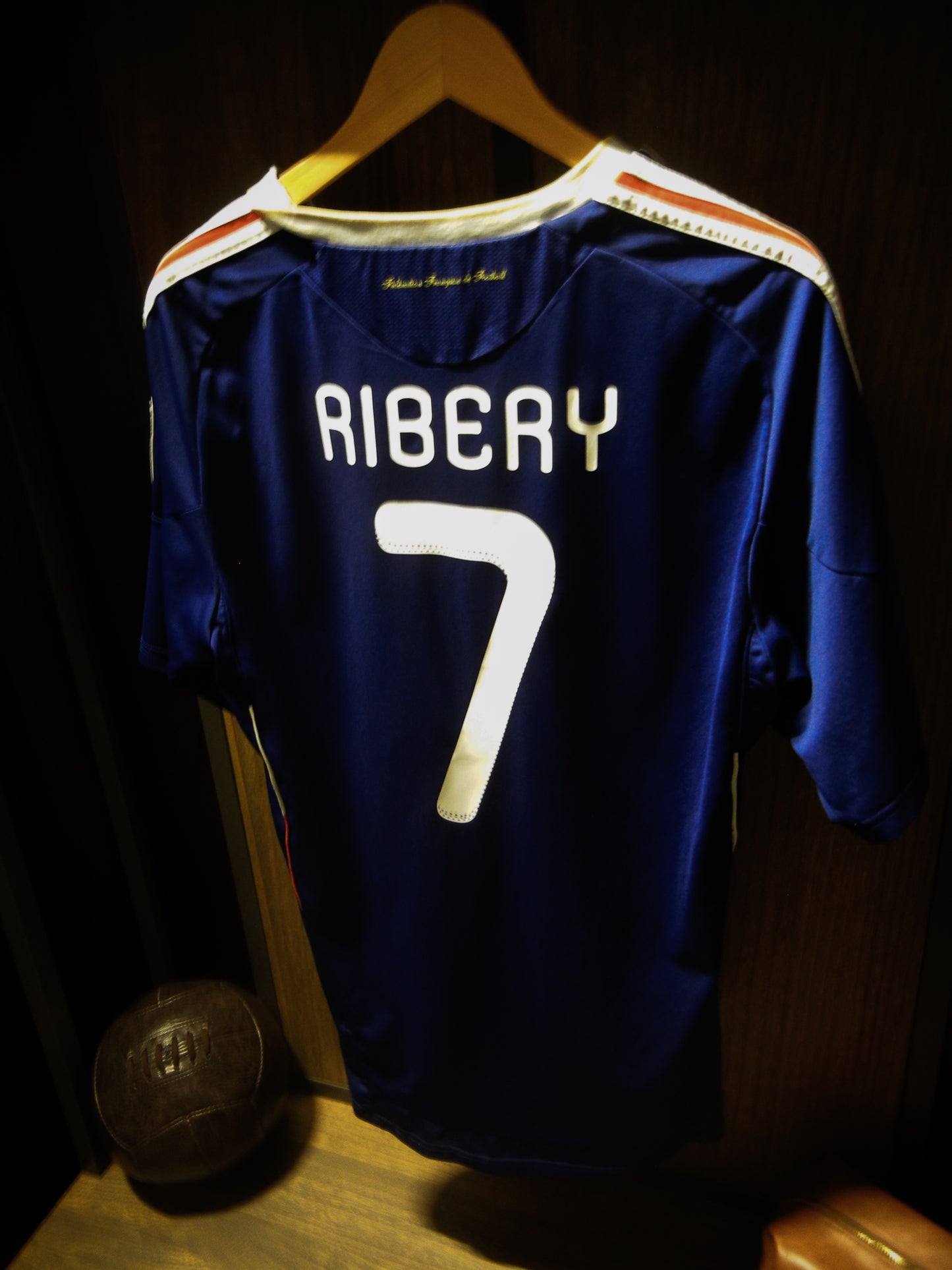France 2009/10 Home Jersey – Franck Ribéry #7 – Size L – Blue Adidas Shirt (MPN: P41040)