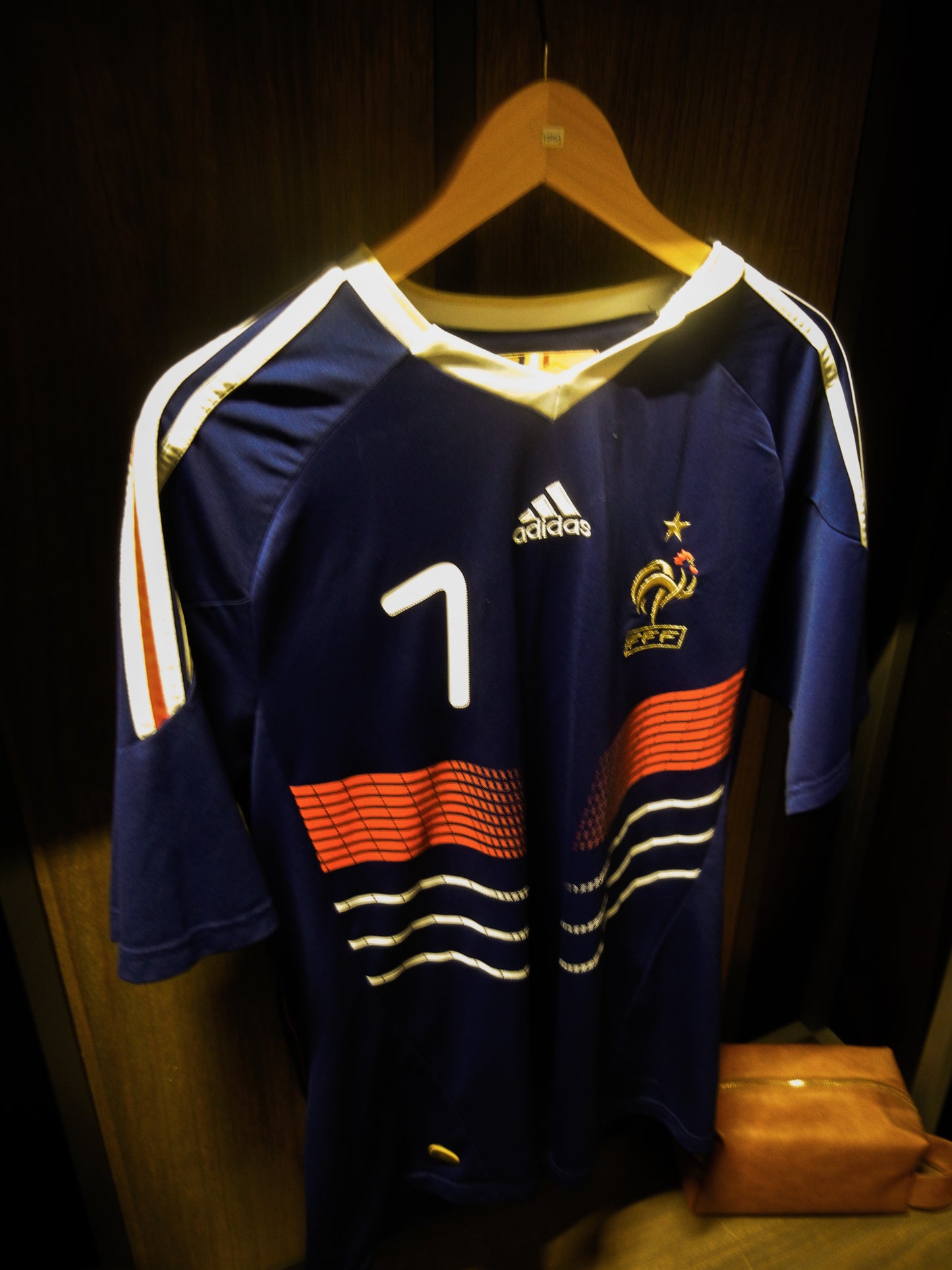 France 2009/10 Home Jersey – Franck Ribéry #7 – Size L – Blue Adidas Shirt (MPN: P41040)