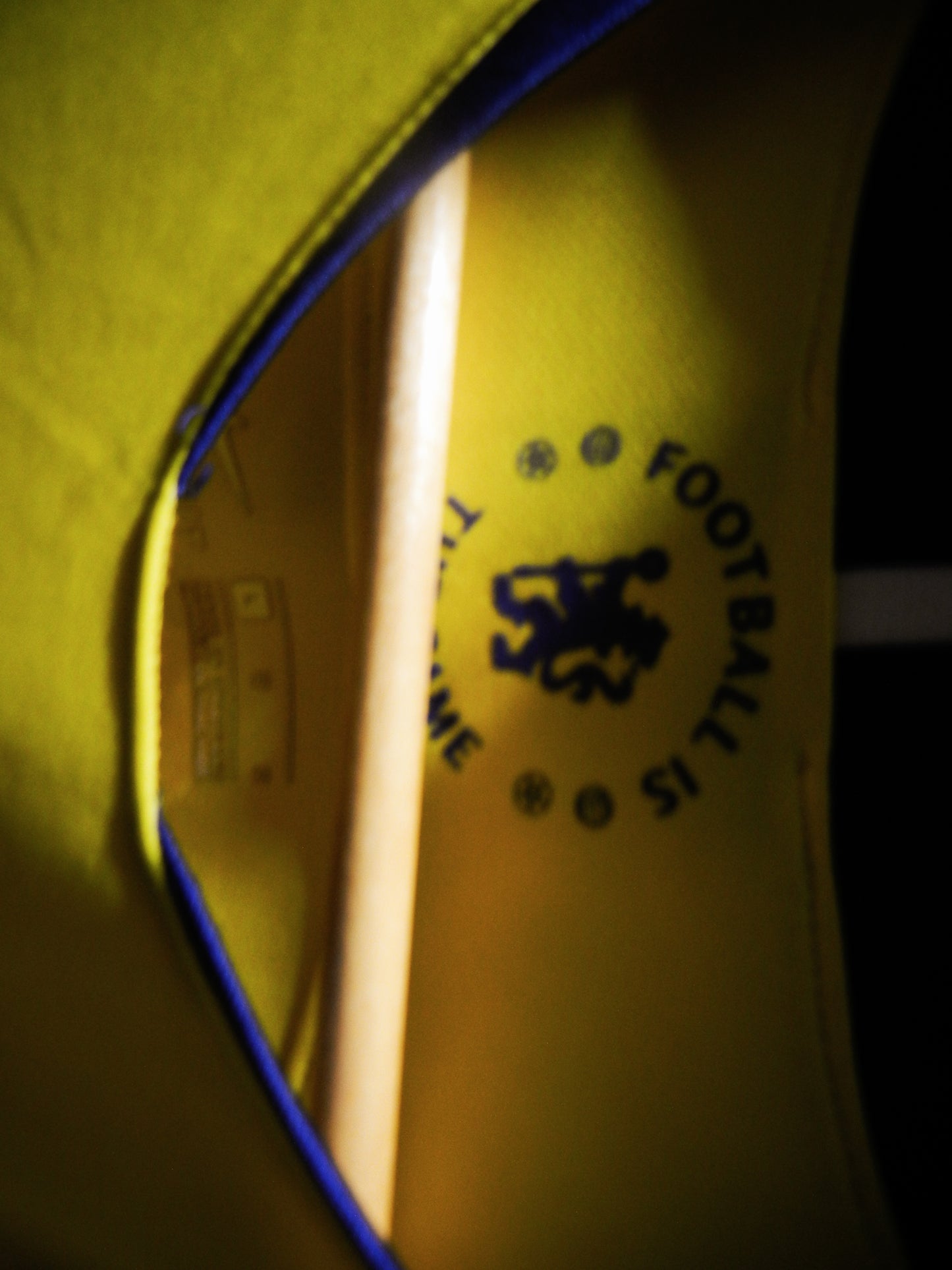 Chelsea 2018/2019 Away Jersey – Jorginho #5 – Large – Yellow Nike Shirt (MPN: 919008-720)