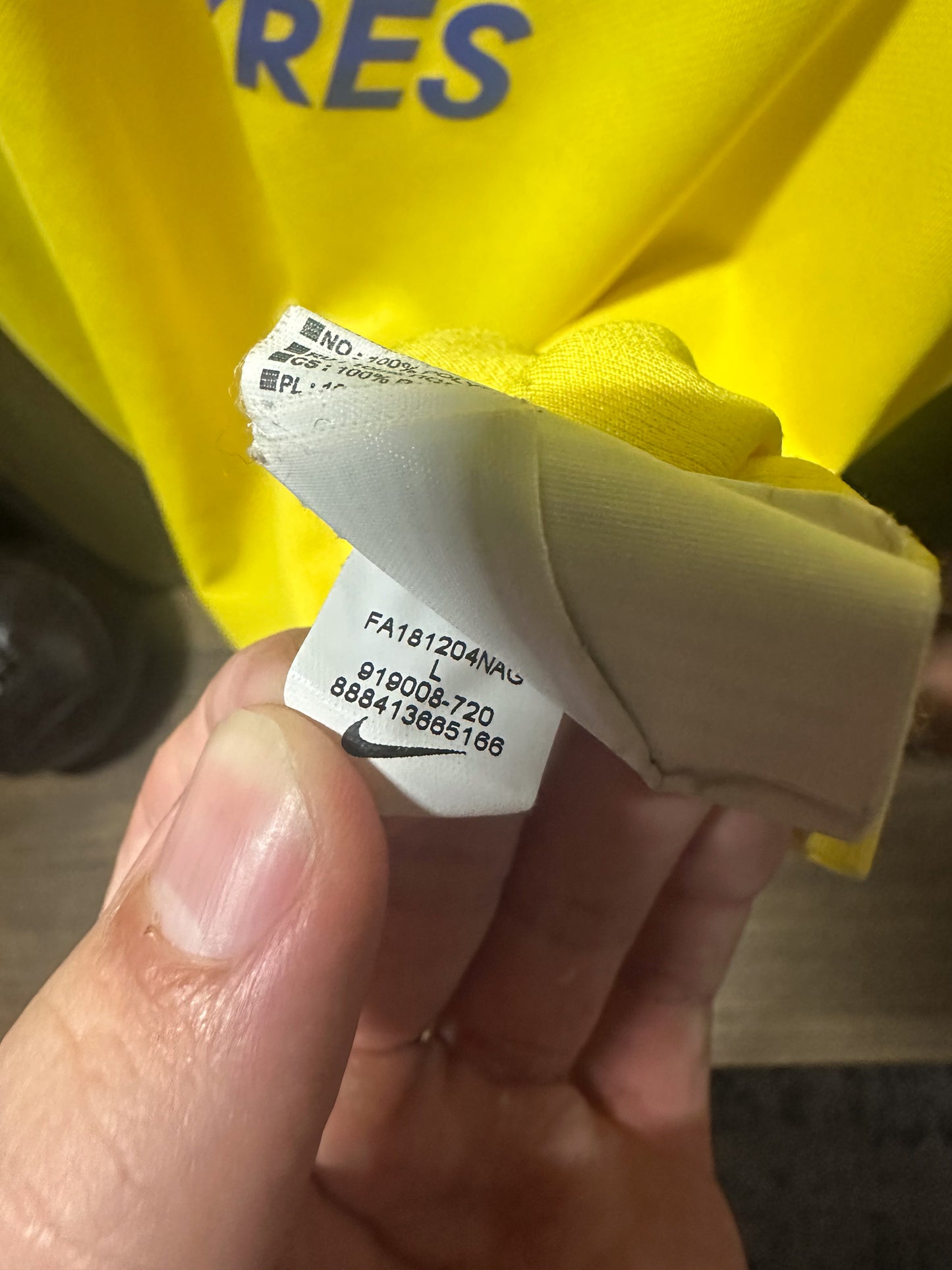 Chelsea 2018/2019 Away Jersey – Jorginho #5 – Large – Yellow Nike Shirt (MPN: 919008-720)