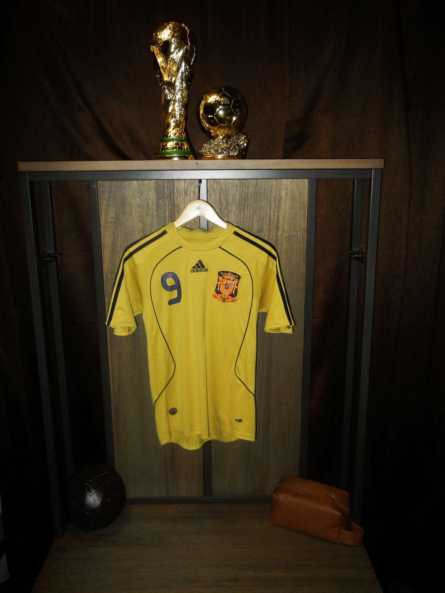 Spain 2008/10 Away Jersey – Fernando Torres #9 – Size M – Yellow Adidas Shirt (MPN: 614172)
