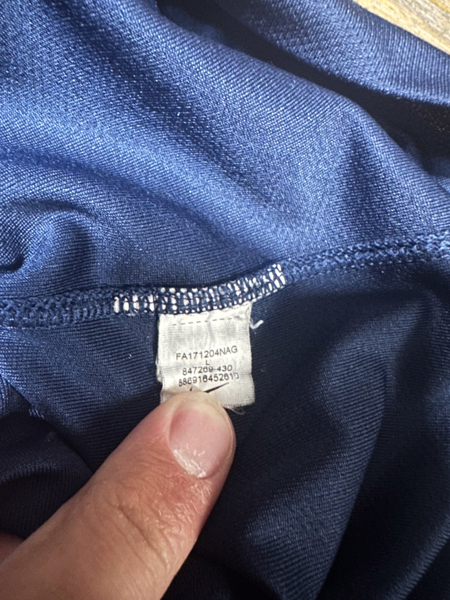 Paris Saint-Germain 2017/18 Home Jersey – Neymar Jr  #10 – Size L – Navy Nike Shirt (MPN: 847269-430)