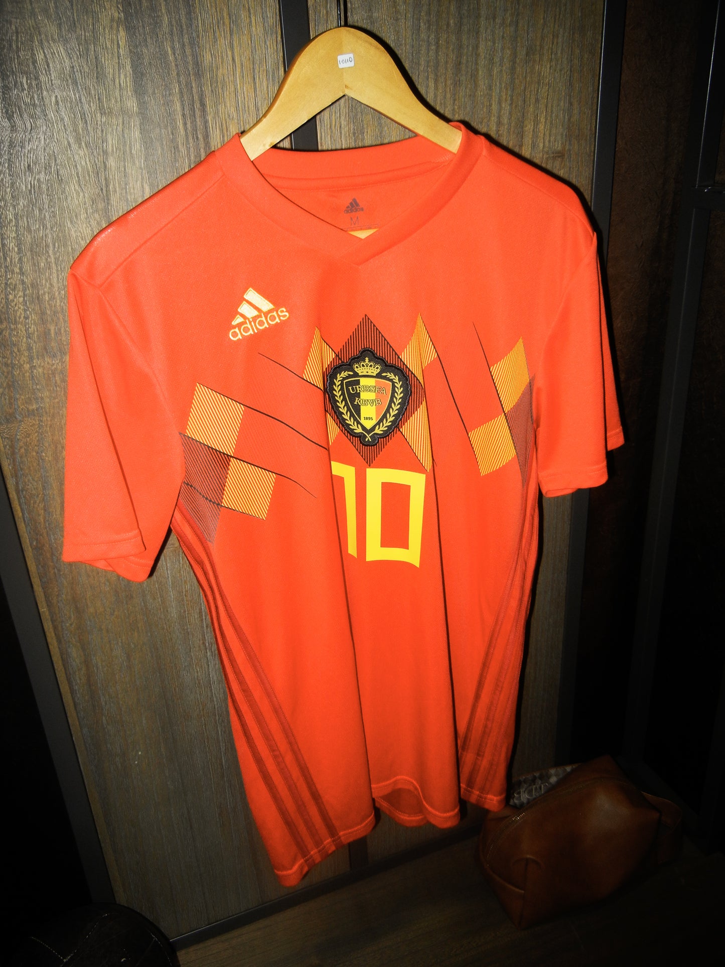 Belgium 2018 Home Jersey – Eden Hazard #10 – Size M – Adidas Red Shirt (MPN: BQ4520)