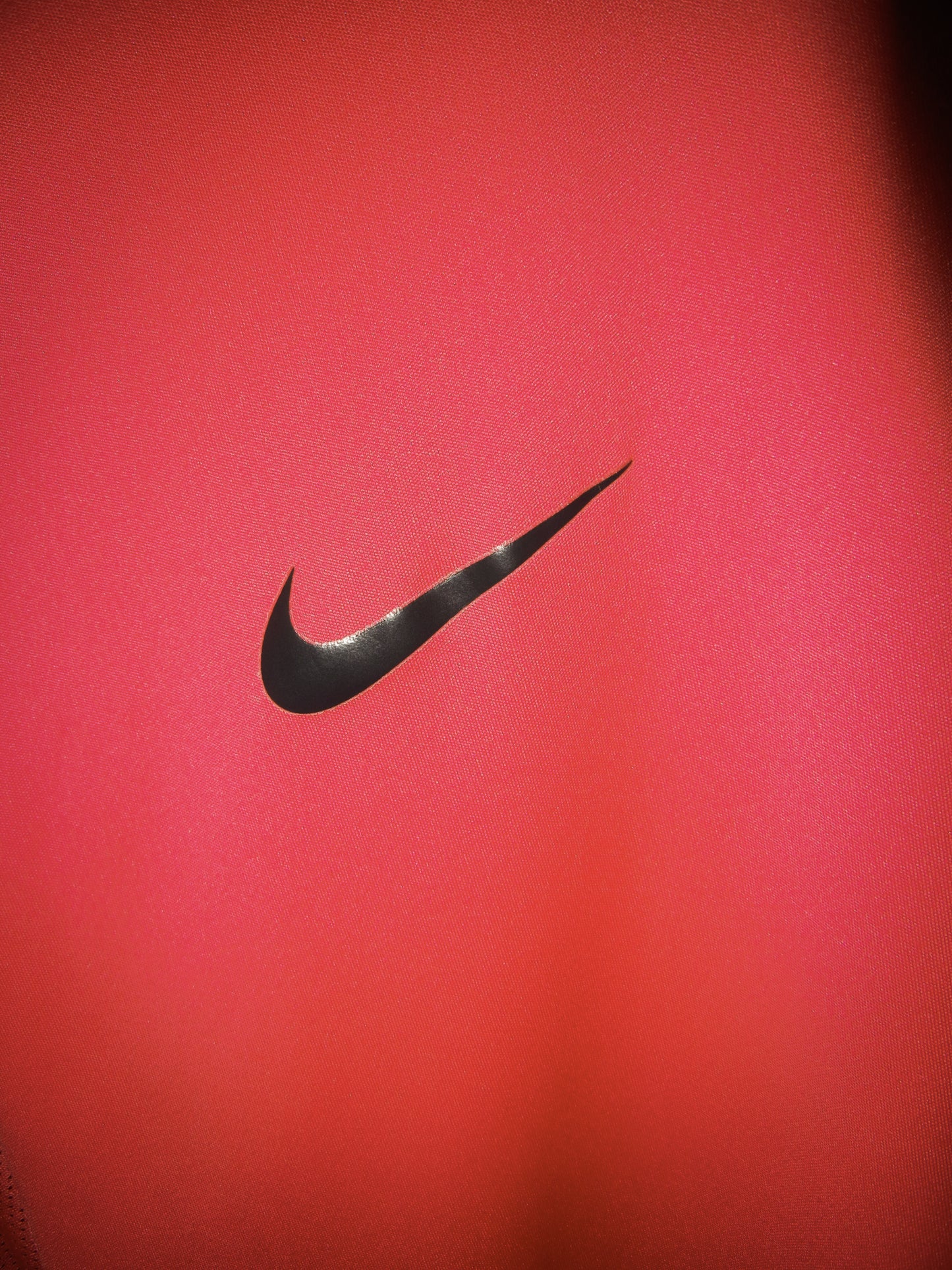 Barcelona 2010/2011 Training Top – Large – Nike Pink Shirt (MPN: 382363-669)