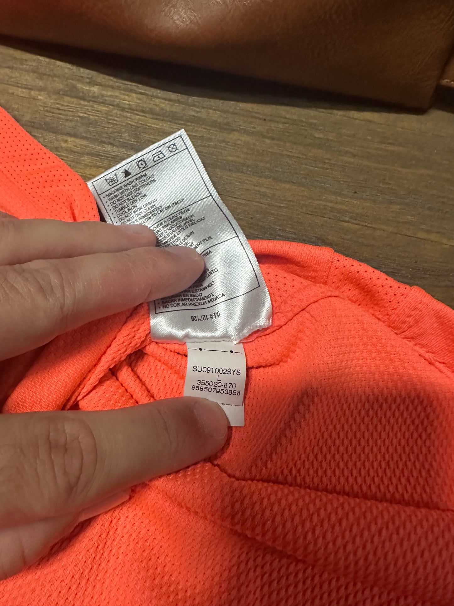 Barcelona 2009/2010 Away Jersey – Lionel Messi #10 – Large – Nike Orange Shirt (MPN: 355020-870)