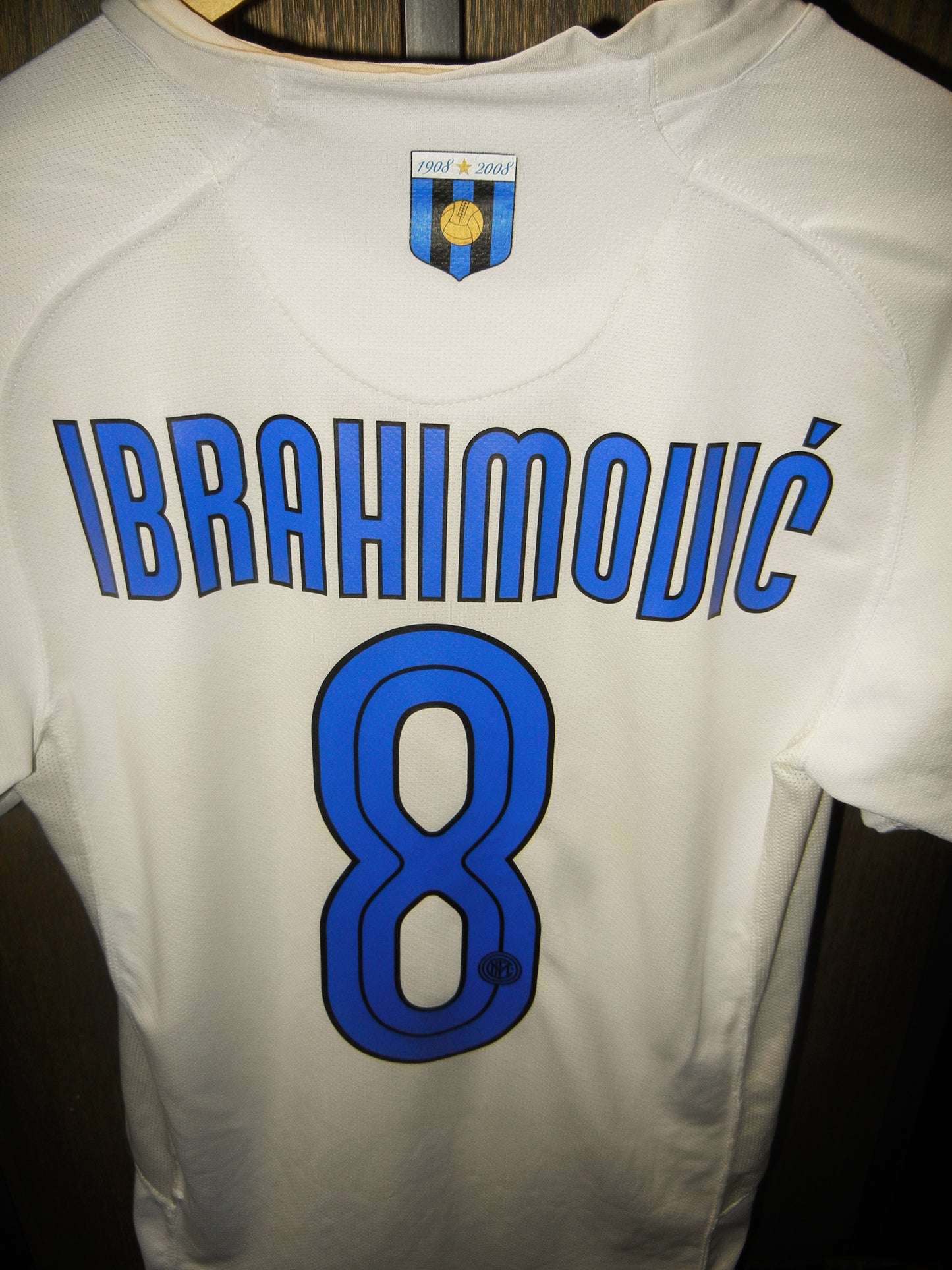 Inter Milan 2007/2008 Away Jersey – Zlatan Ibrahimović #8 – Small – White Nike Shirt (MPN: 109879)
